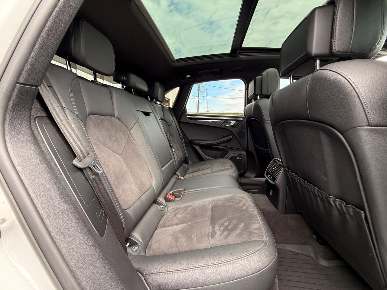 Porsche Macan Base 2019