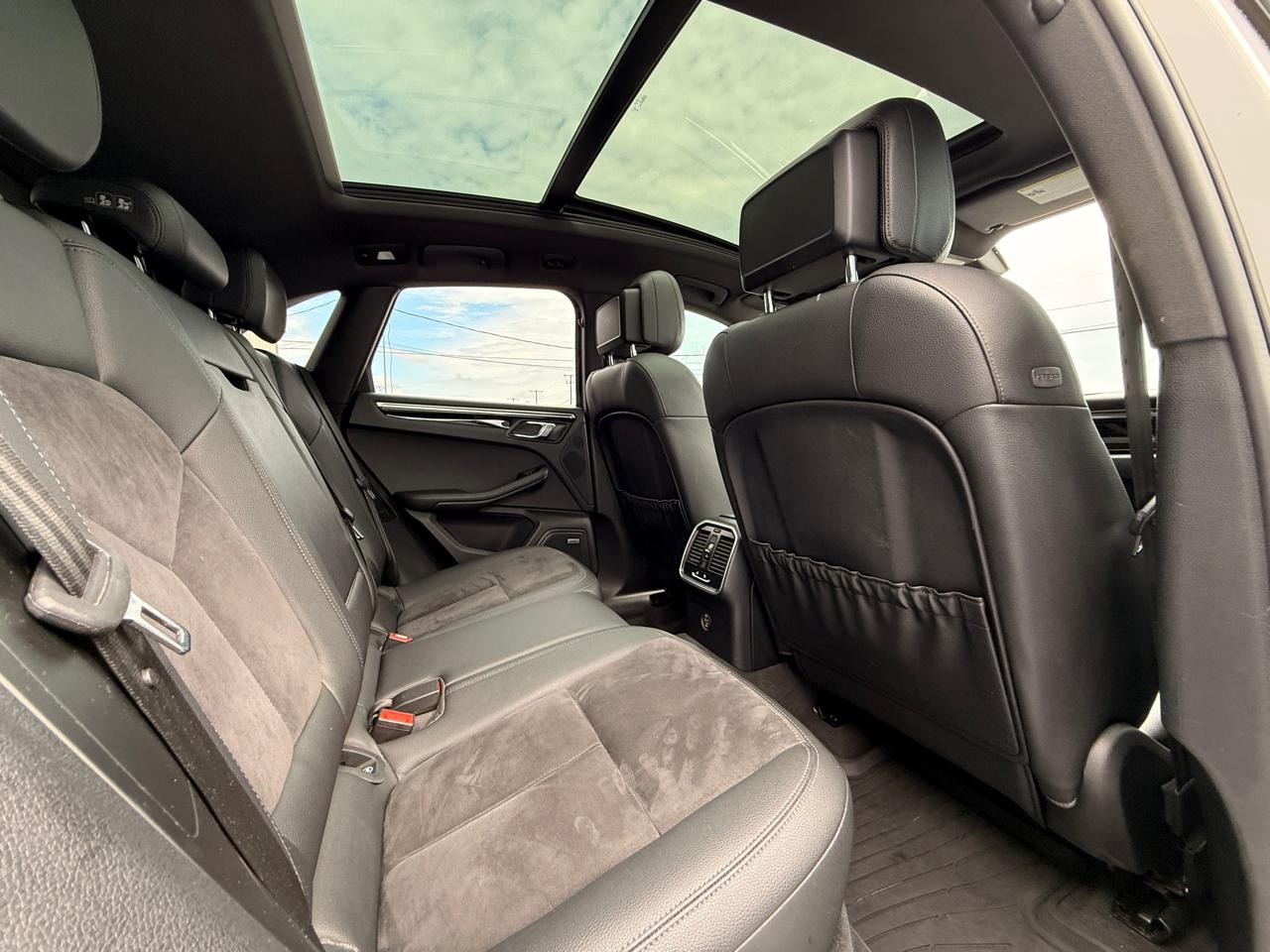 Porsche Macan Base 2019