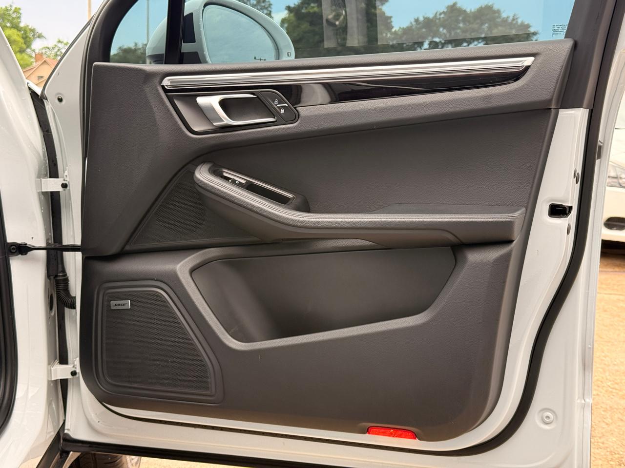 Porsche Macan Base 2019