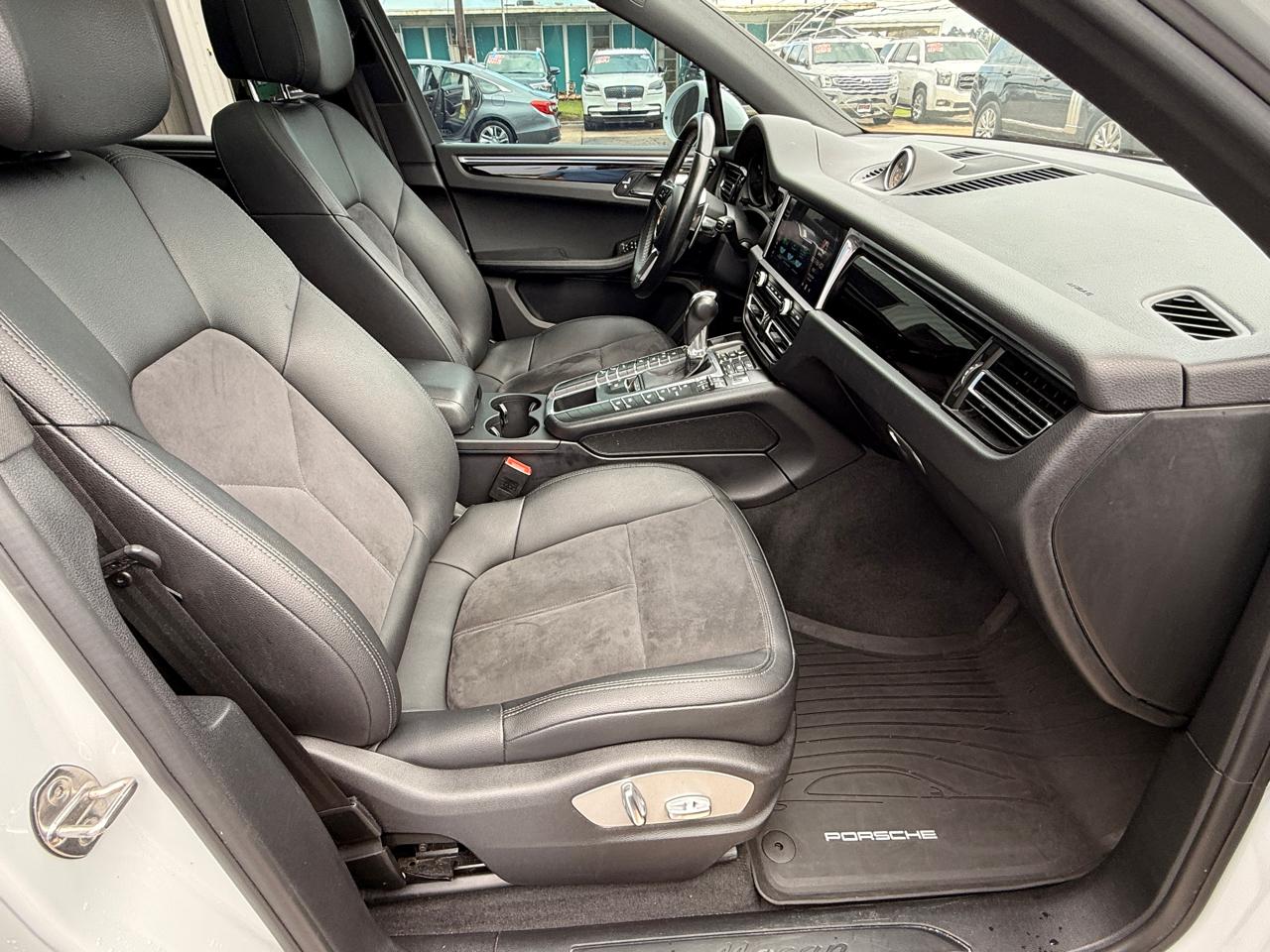 Porsche Macan Base 2019