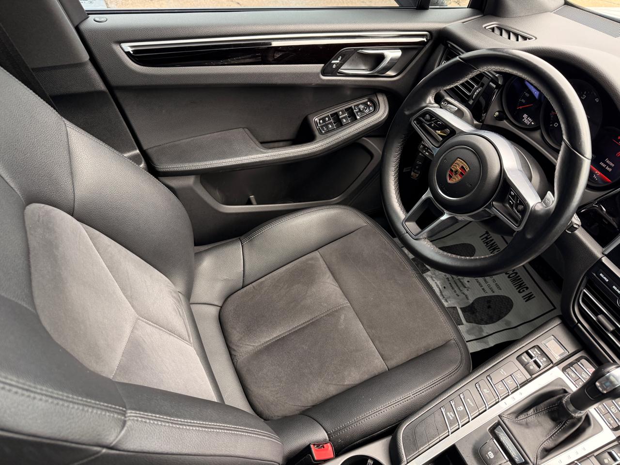 Porsche Macan Base 2019