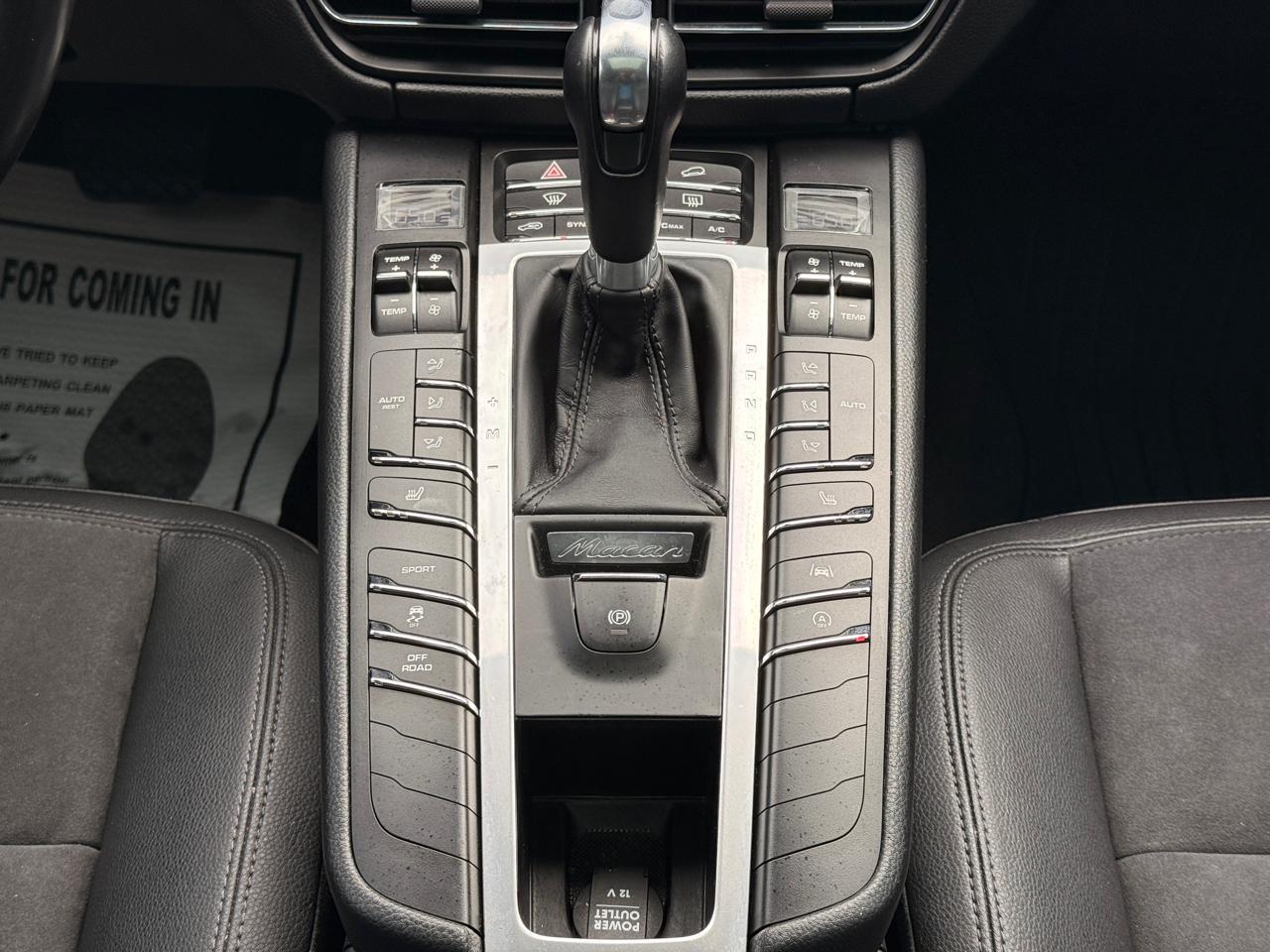 Porsche Macan Base 2019