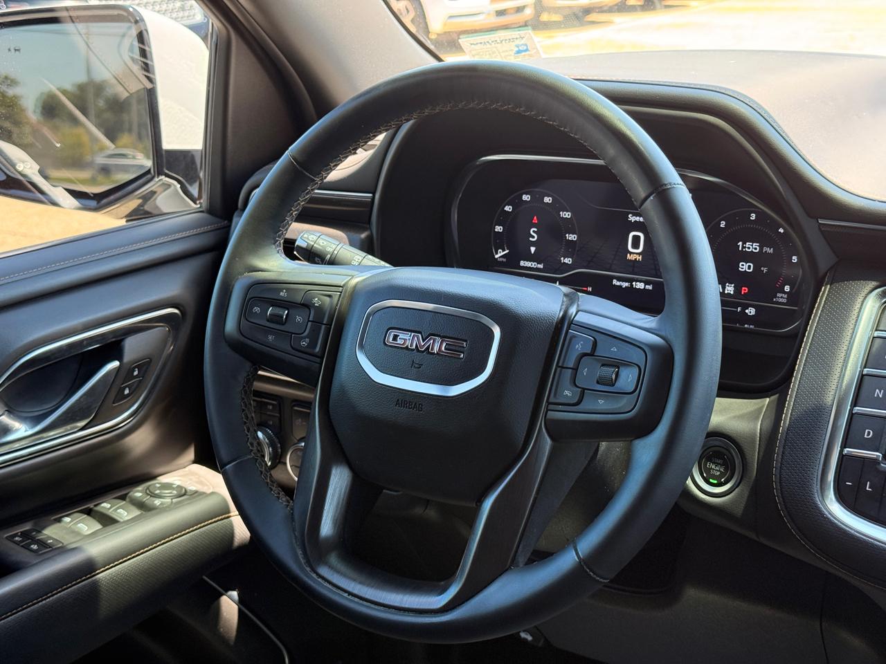 GMC Yukon AT4 2024