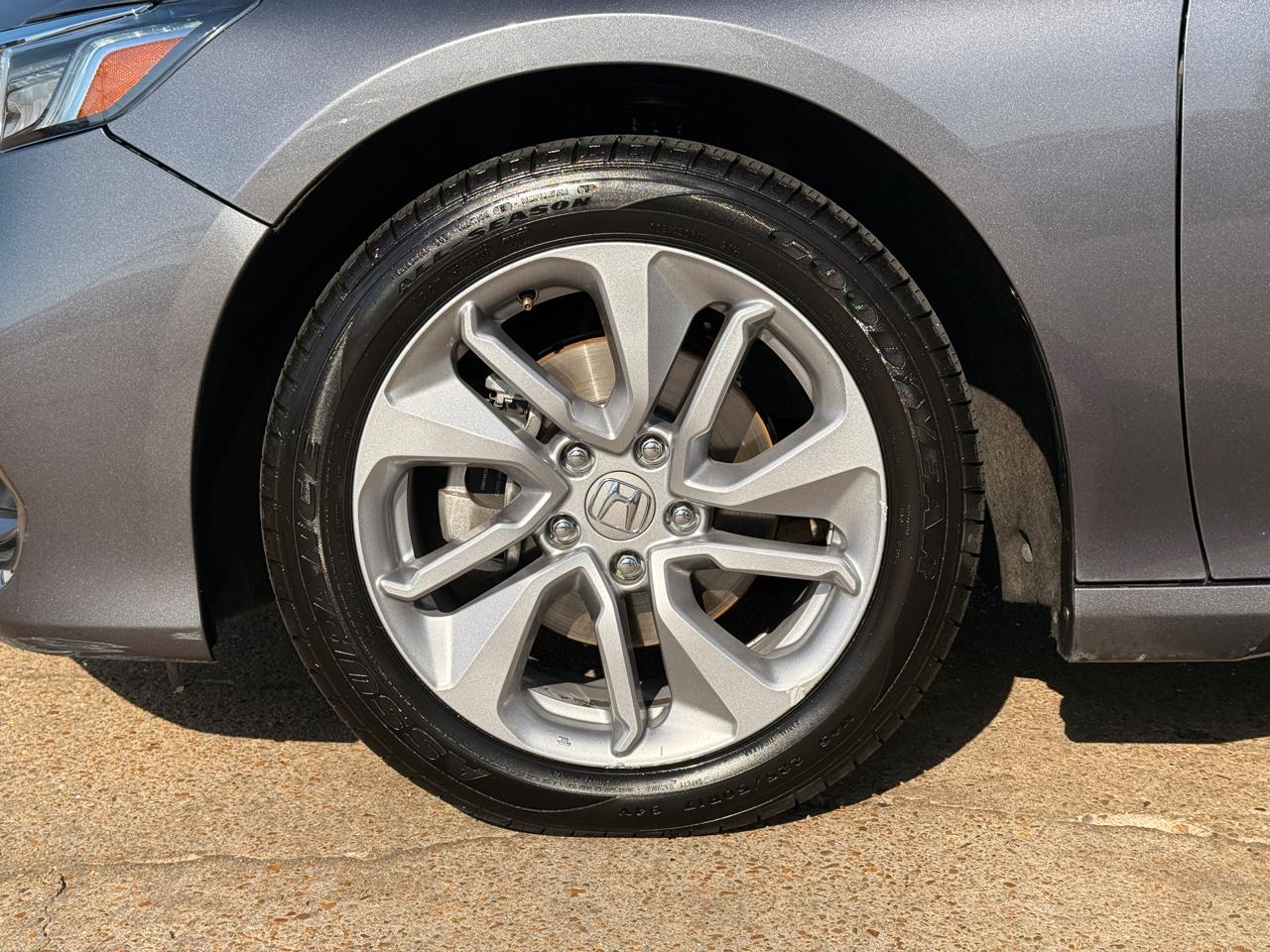 Honda Accord LX CVT 2018