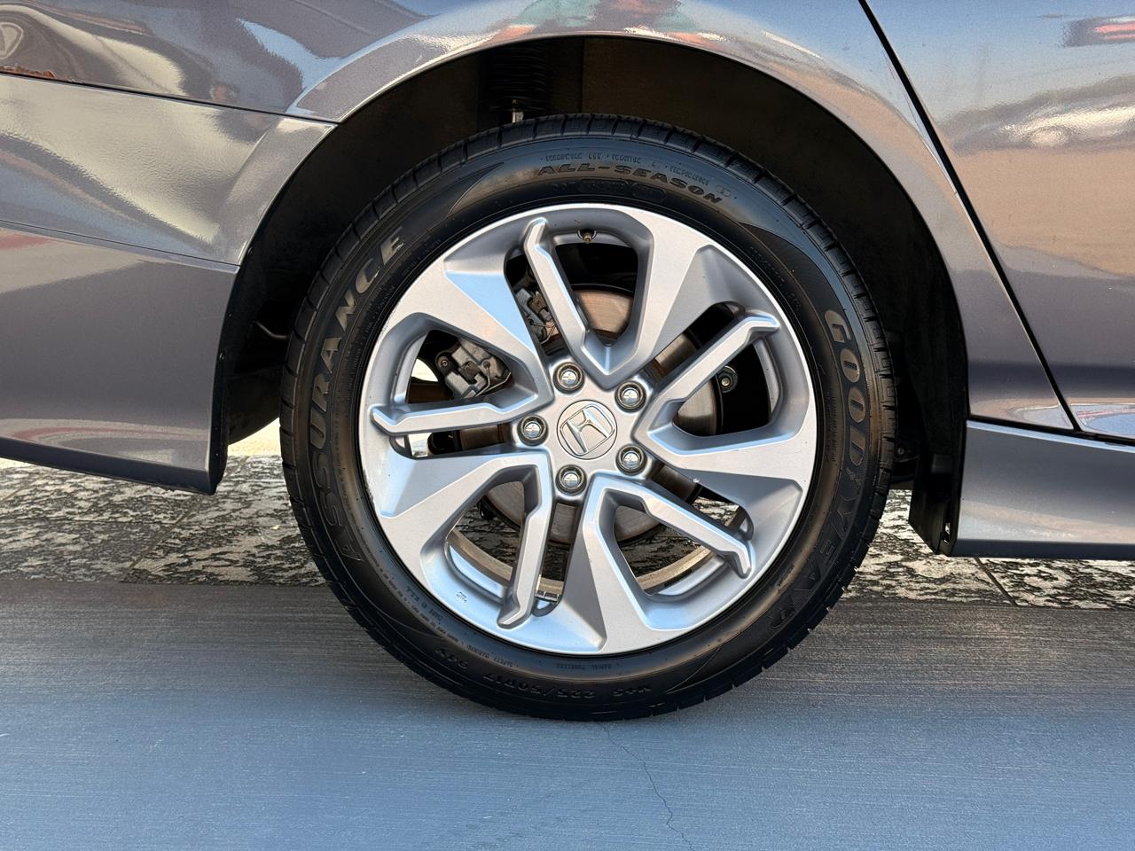 Honda Accord LX CVT 2018