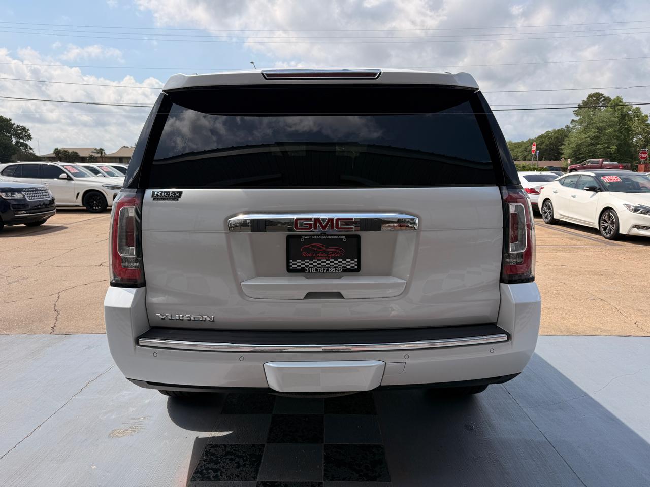 GMC Yukon Denali 2WD 2020