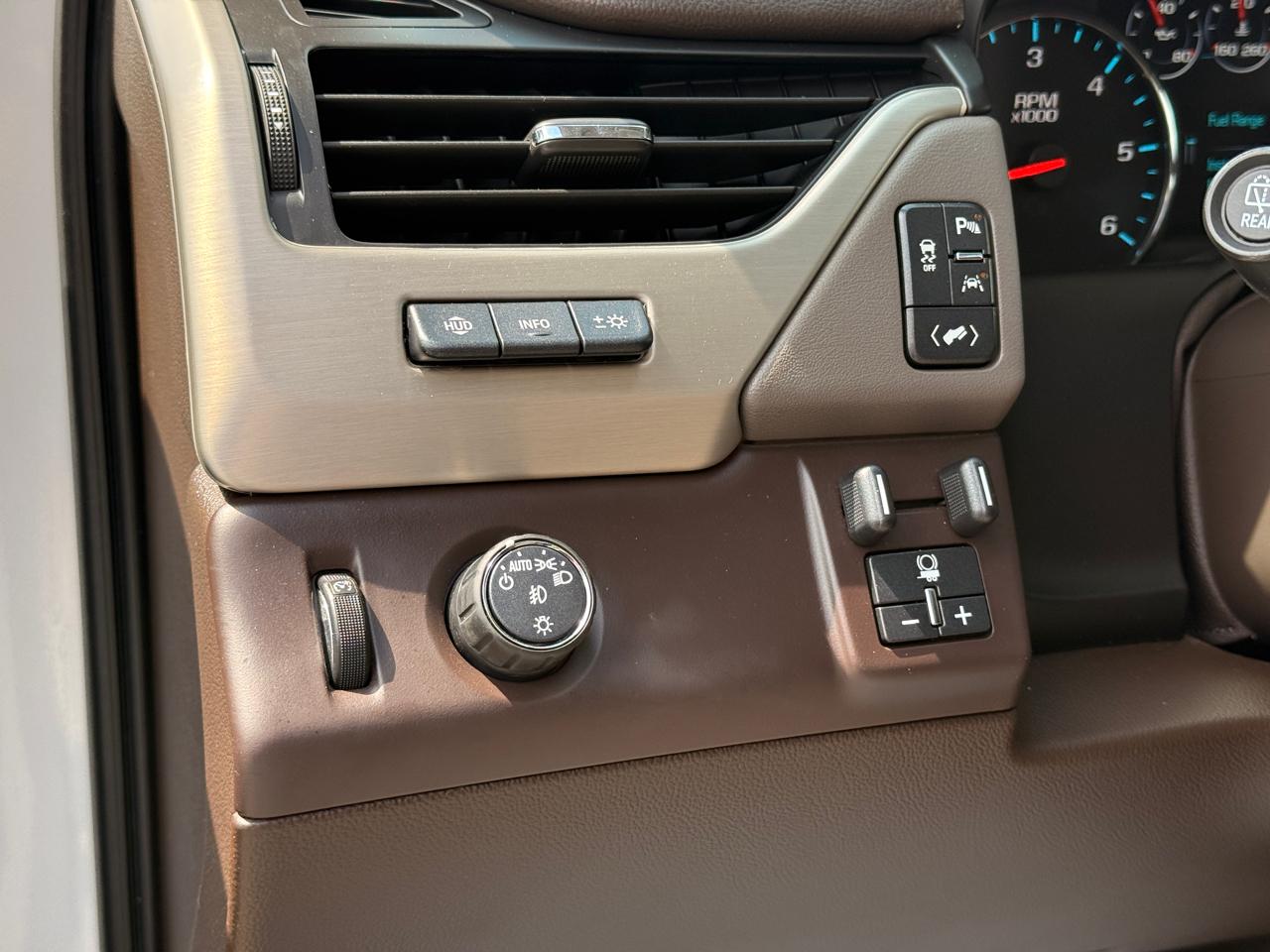 GMC Yukon Denali 2WD 2020