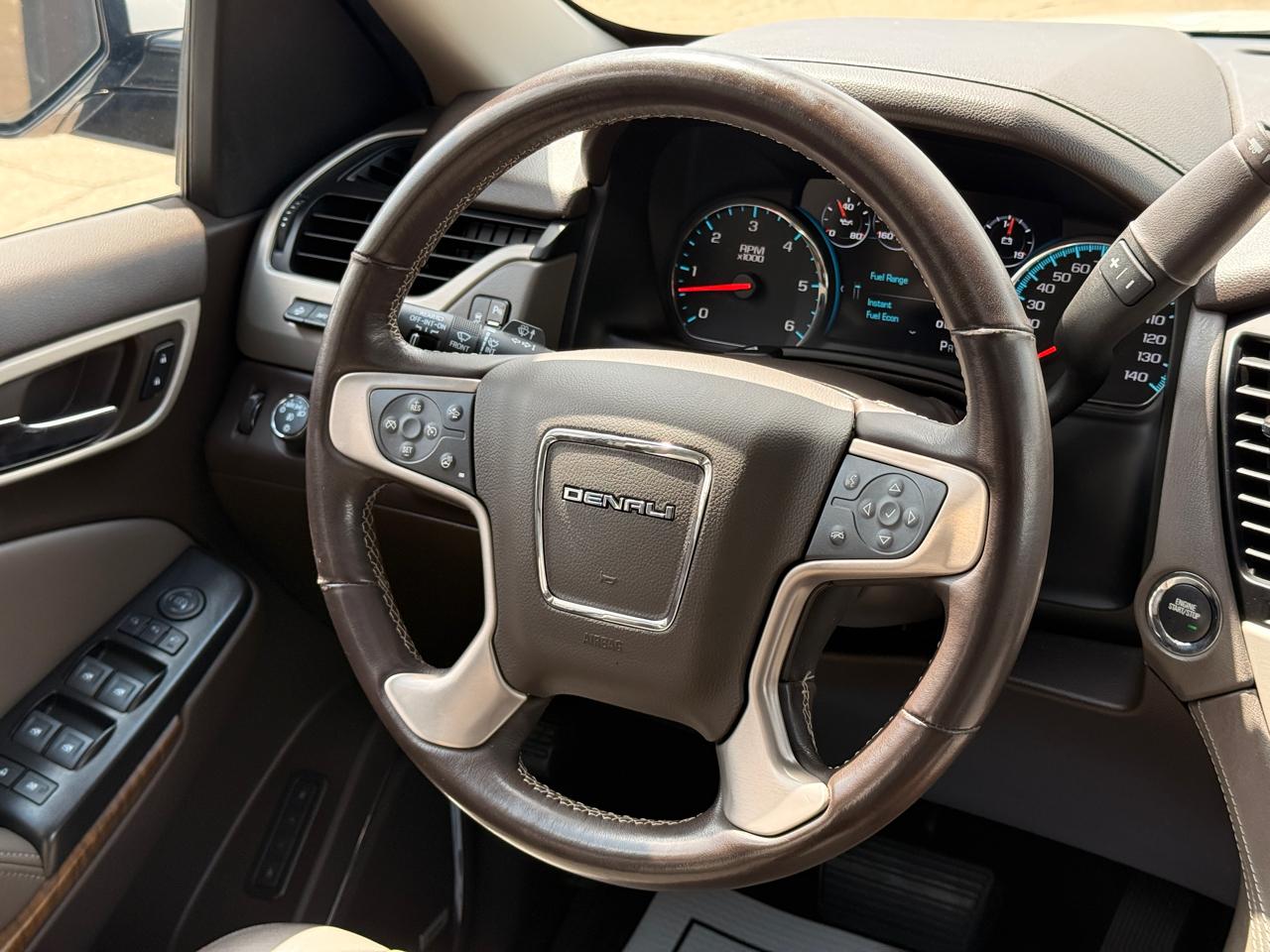 GMC Yukon Denali 2WD 2020
