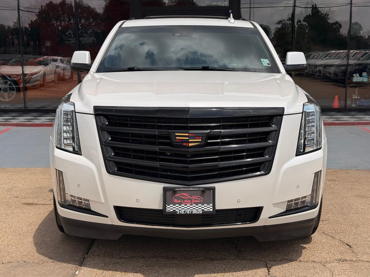 Cadillac Escalade ESV Platinum 4WD 2018