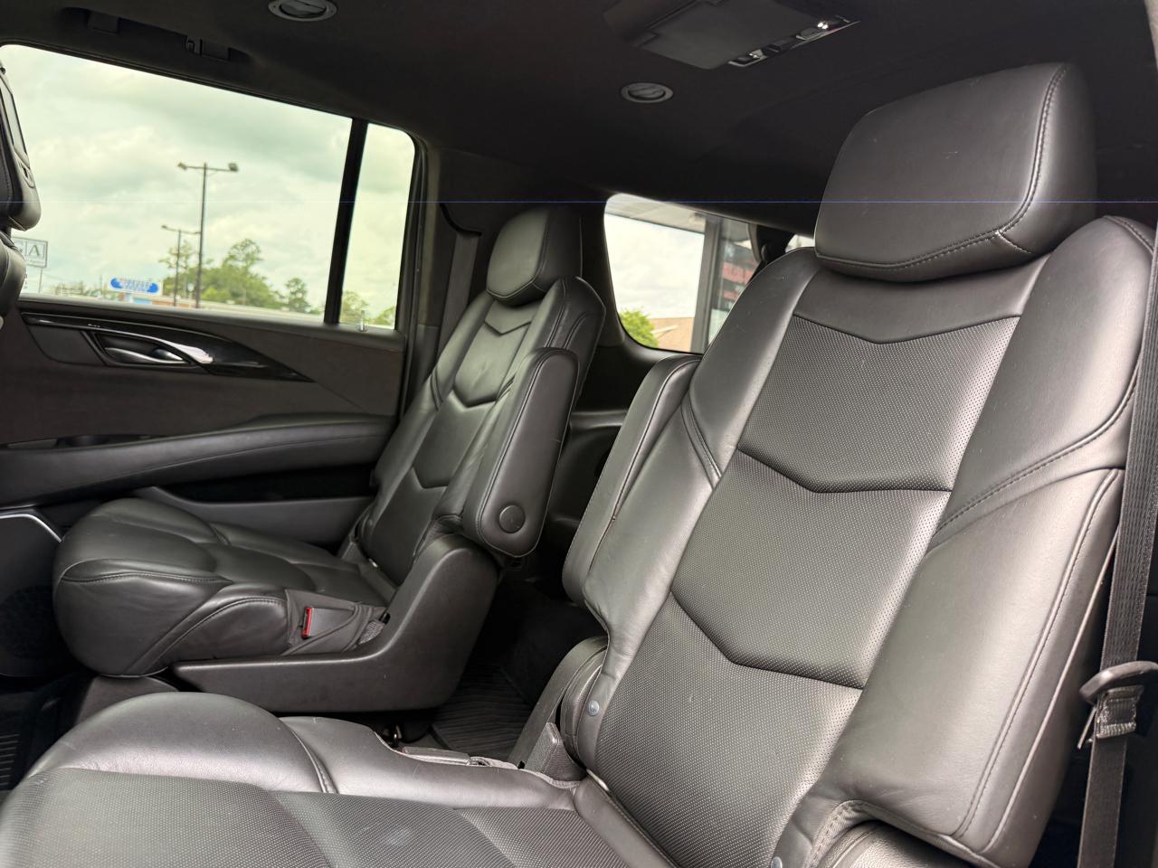 Cadillac Escalade ESV Platinum 4WD 2018
