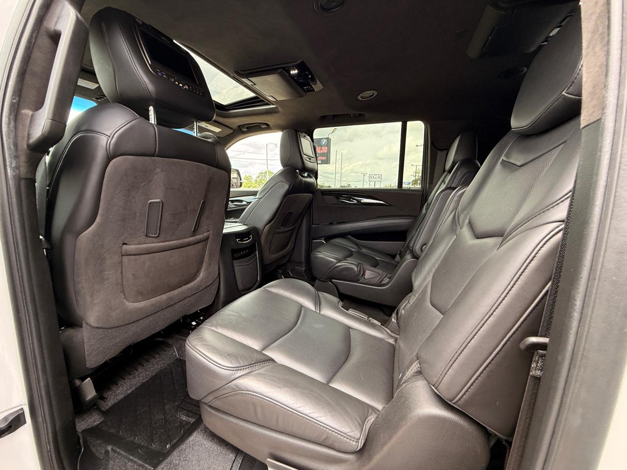 Cadillac Escalade ESV Platinum 4WD 2018