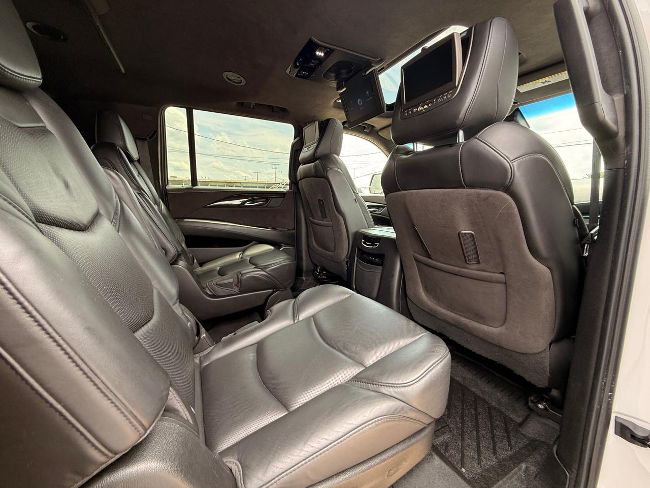 Cadillac Escalade ESV Platinum 4WD 2018