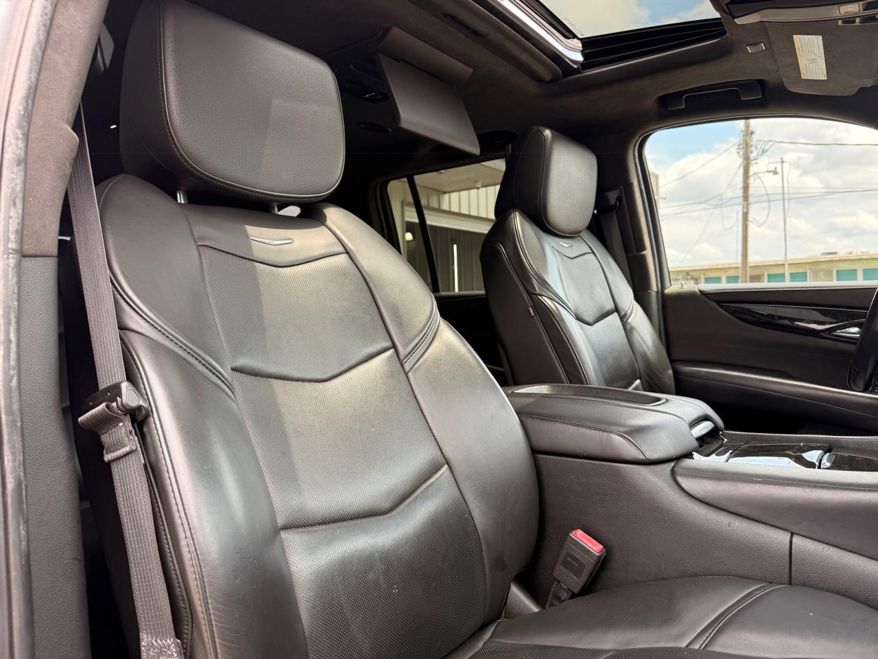 Cadillac Escalade ESV Platinum 4WD 2018