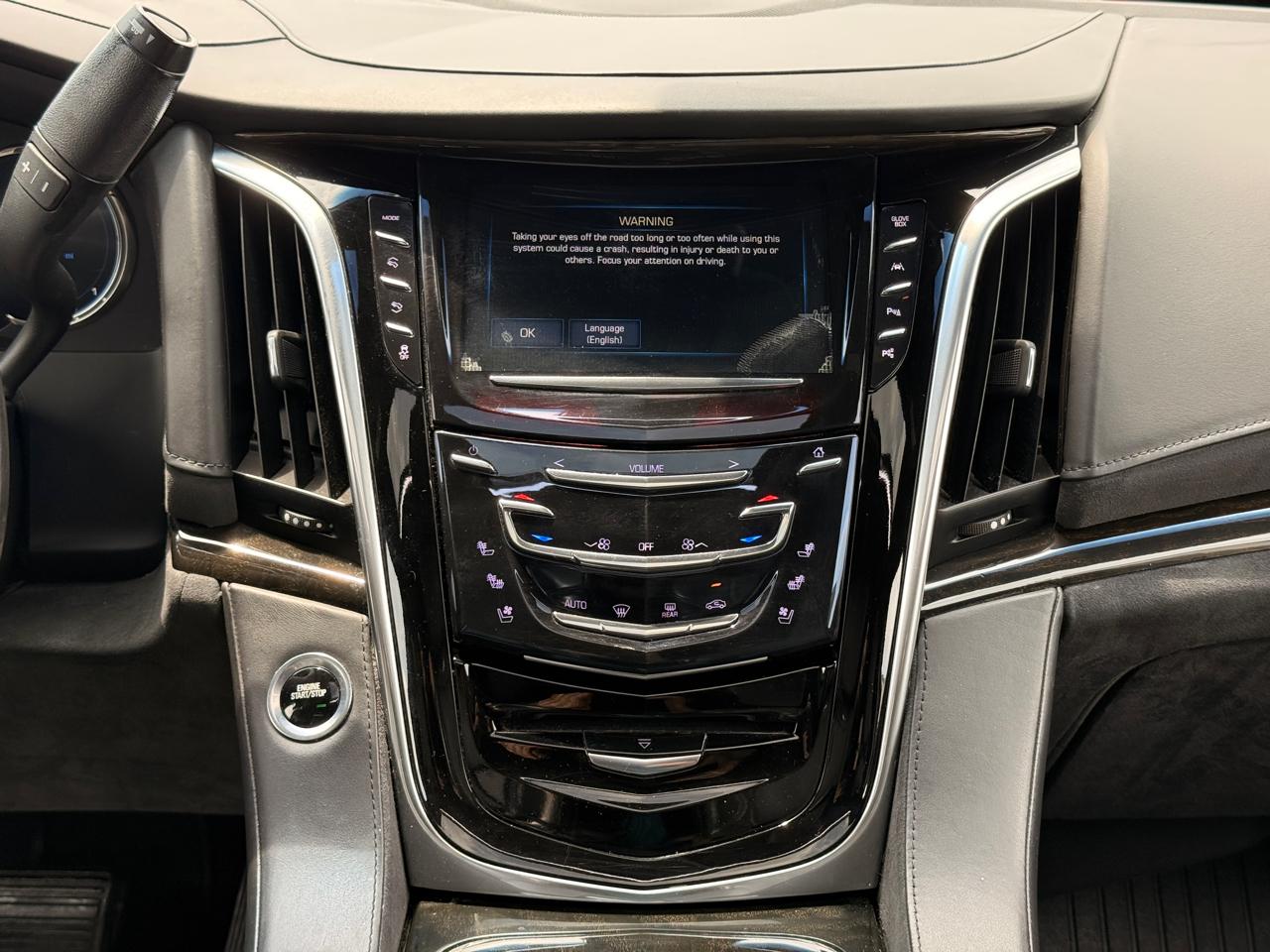 Cadillac Escalade ESV Platinum 4WD 2018