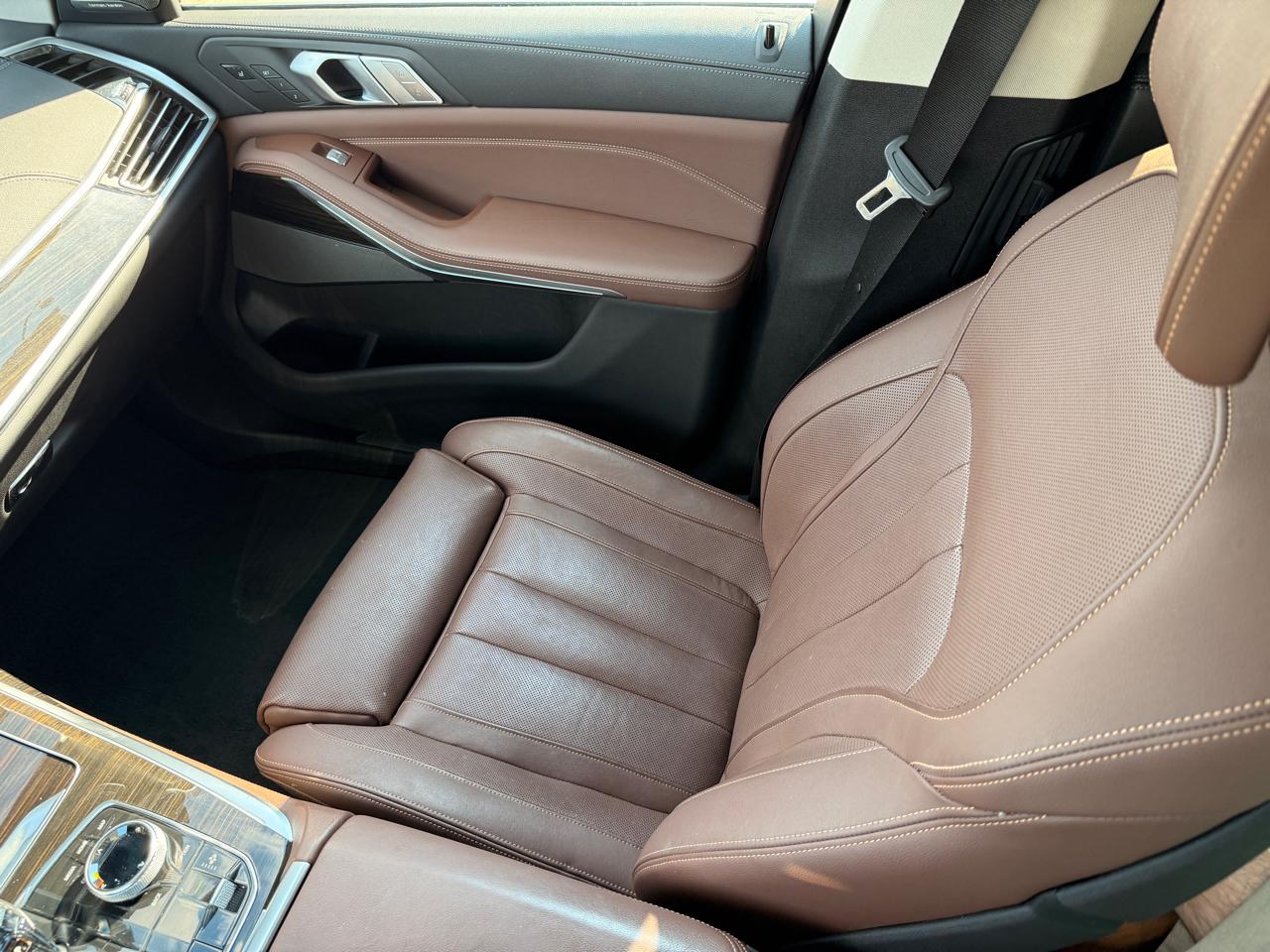 BMW X7 xDrive50i 2019