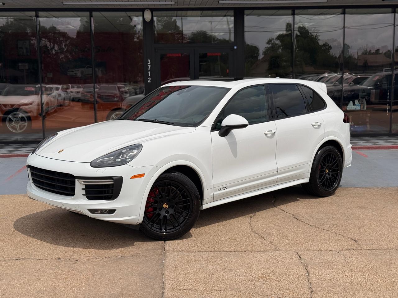 Porsche Cayenne GTS 2016