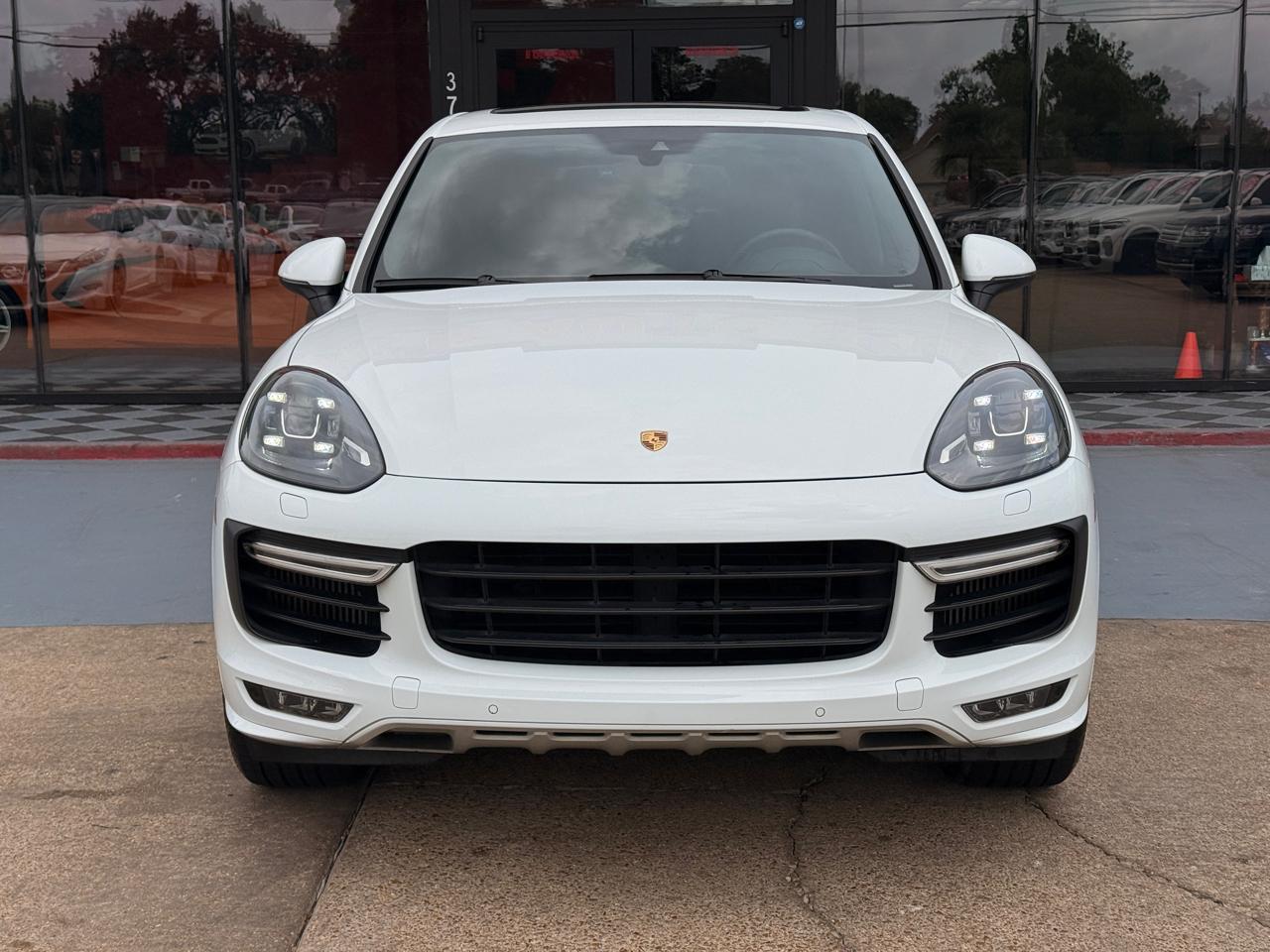 Porsche Cayenne GTS 2016