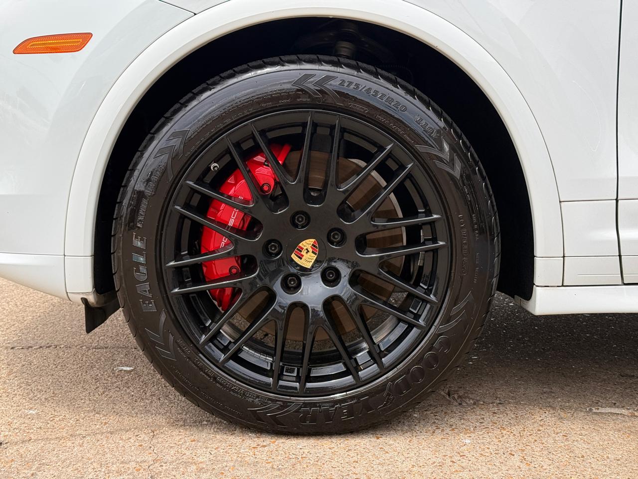 Porsche Cayenne GTS 2016