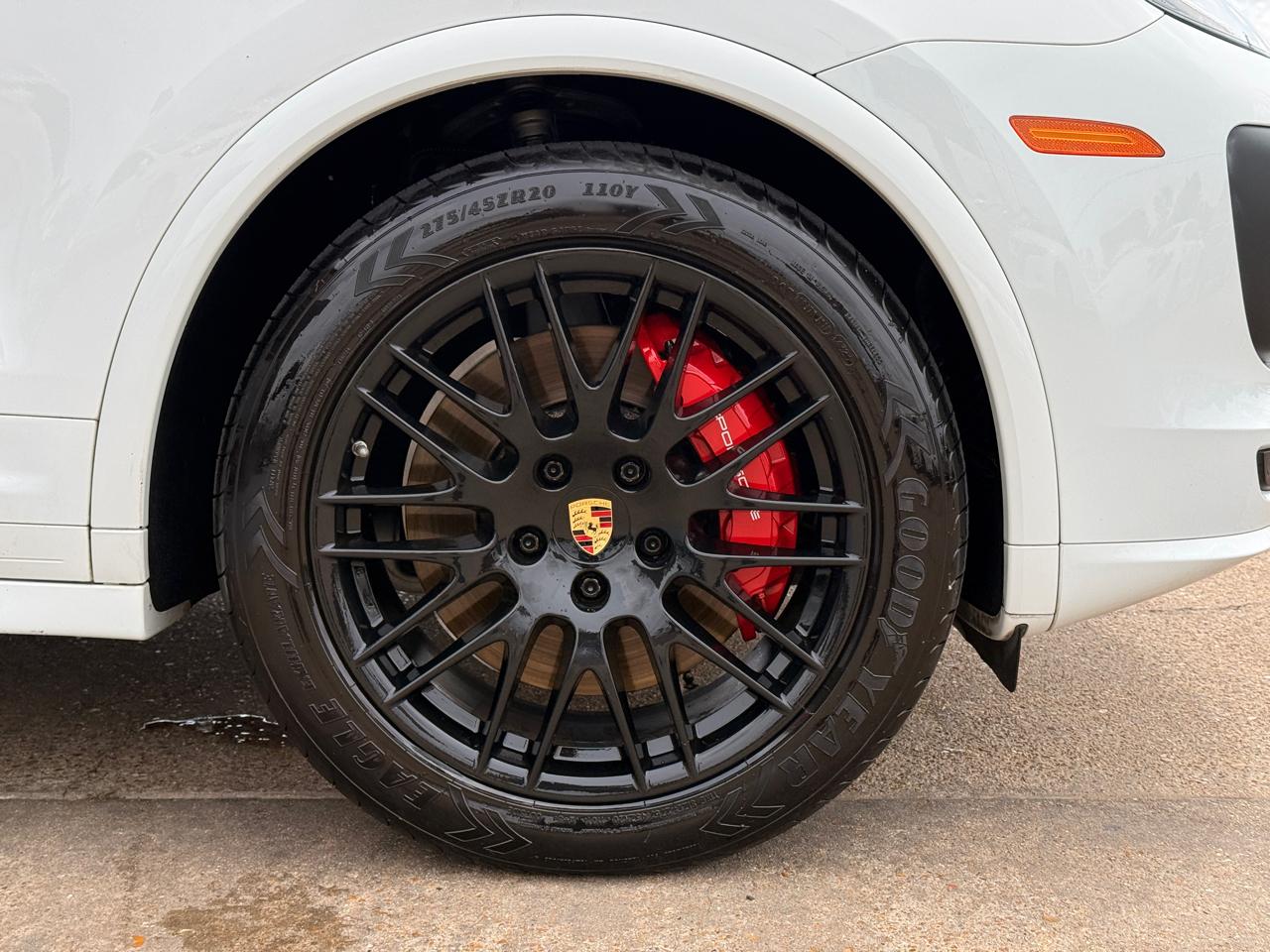 Porsche Cayenne GTS 2016