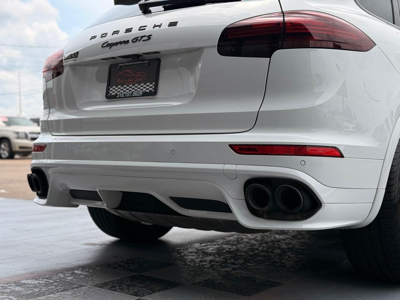 Porsche Cayenne GTS 2016