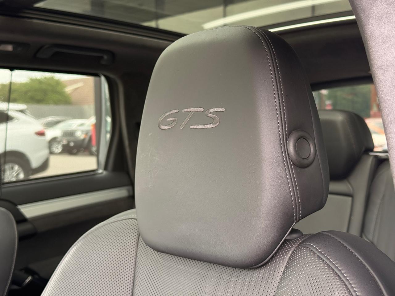 Porsche Cayenne GTS 2016