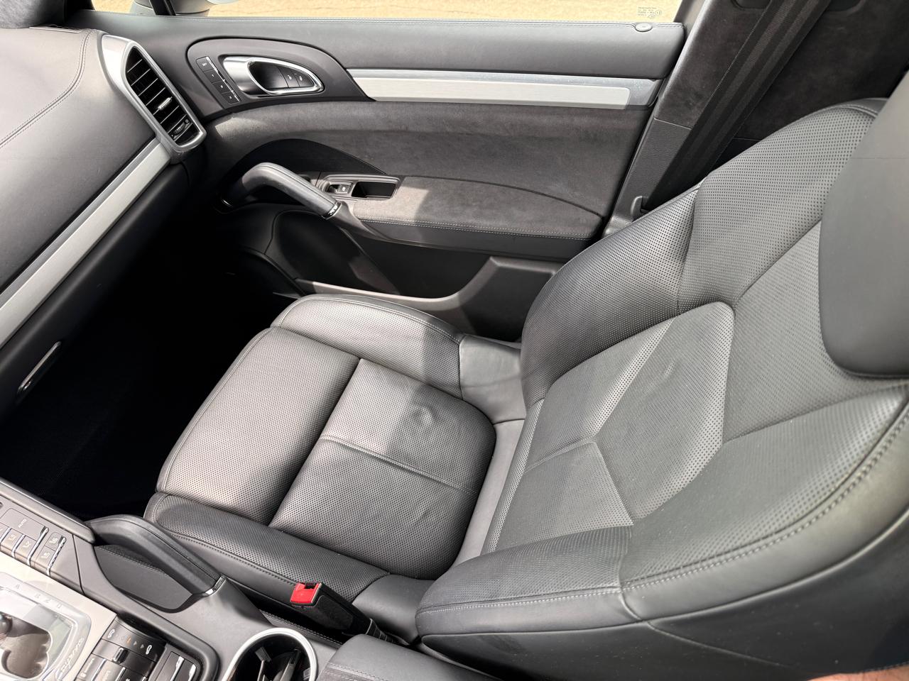 Porsche Cayenne GTS 2016