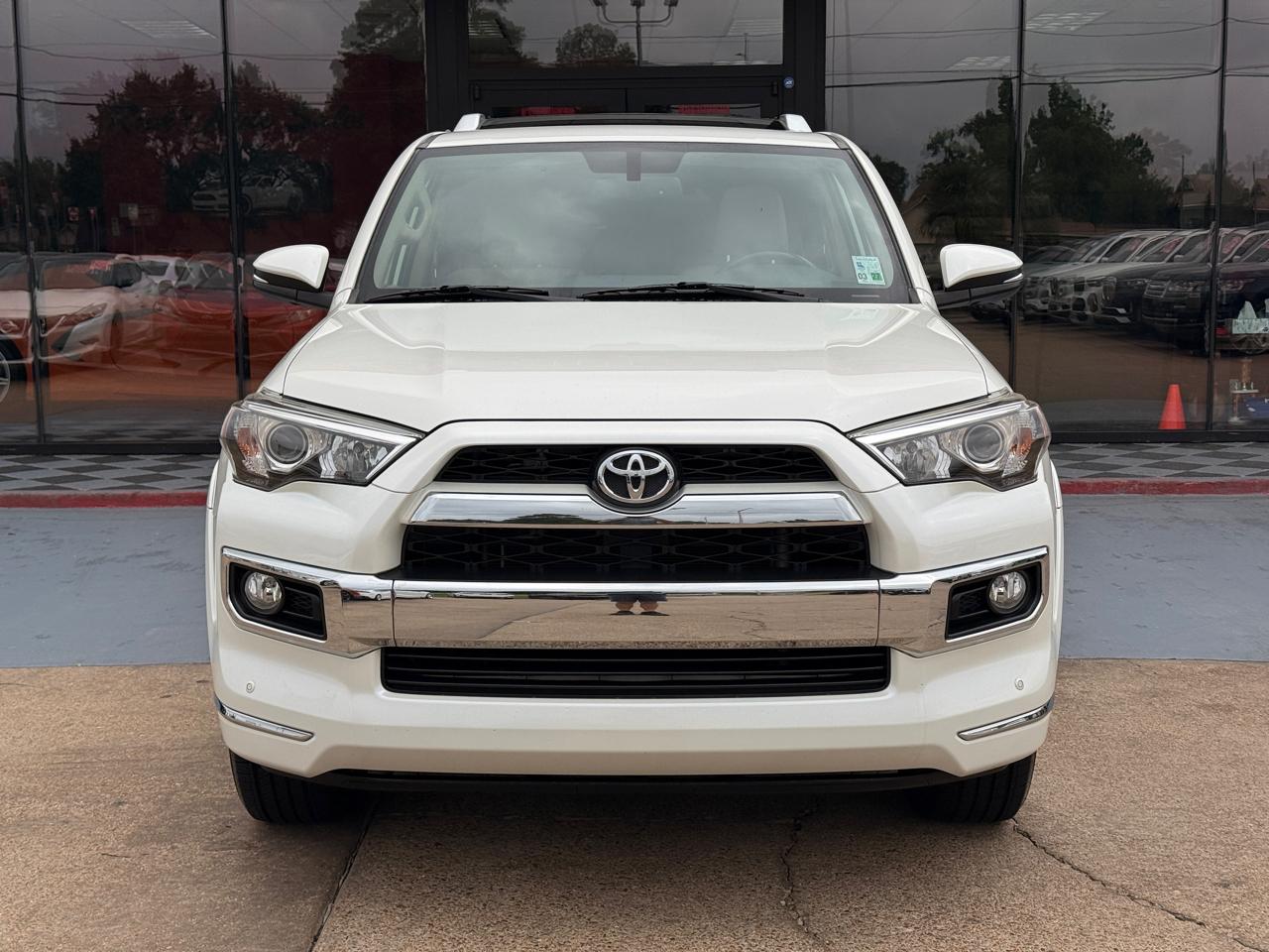 Toyota 4Runner SR5 2WD 2019