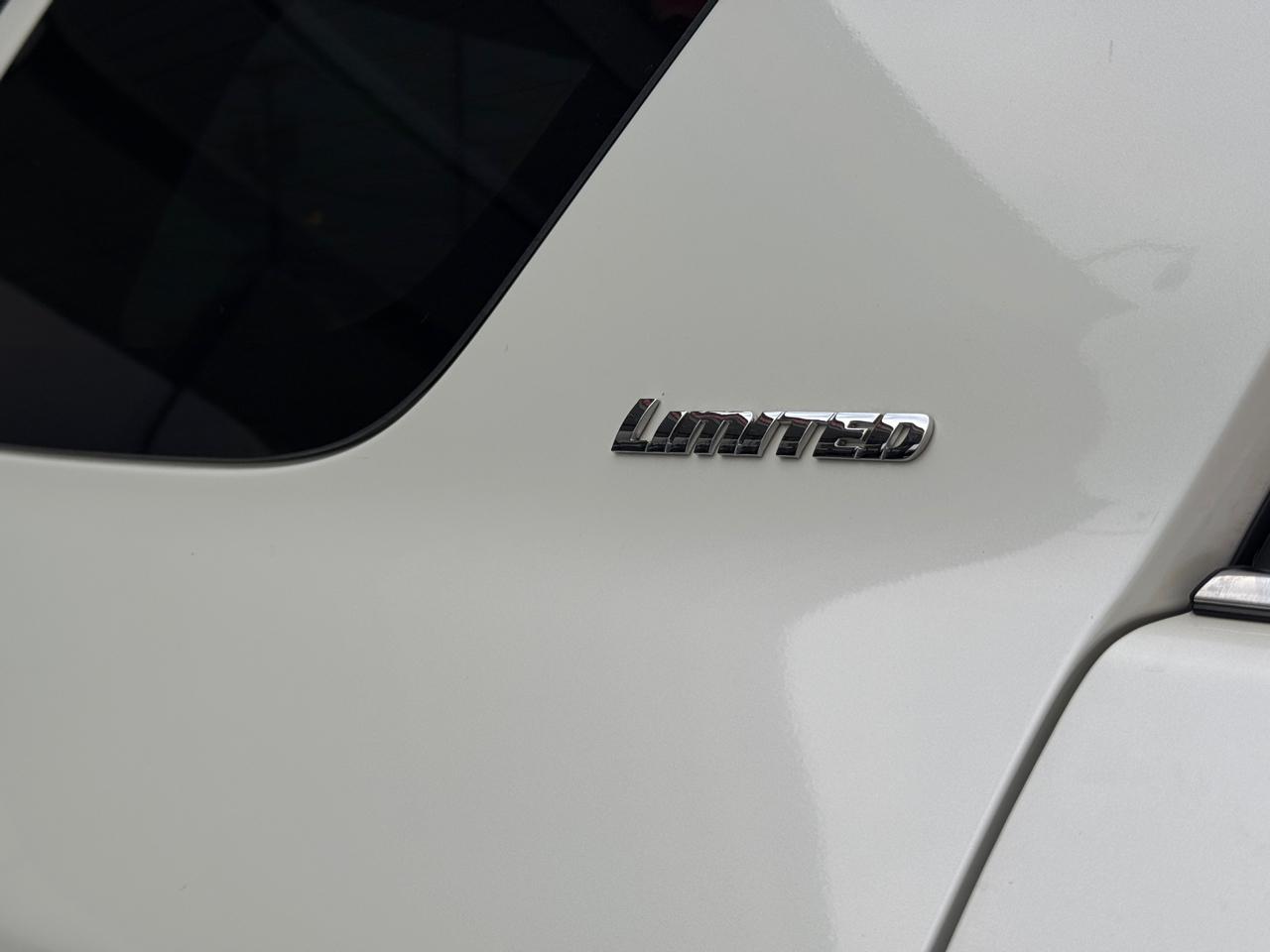 Toyota 4Runner SR5 2WD 2019