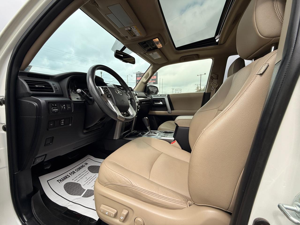 Toyota 4Runner SR5 2WD 2019