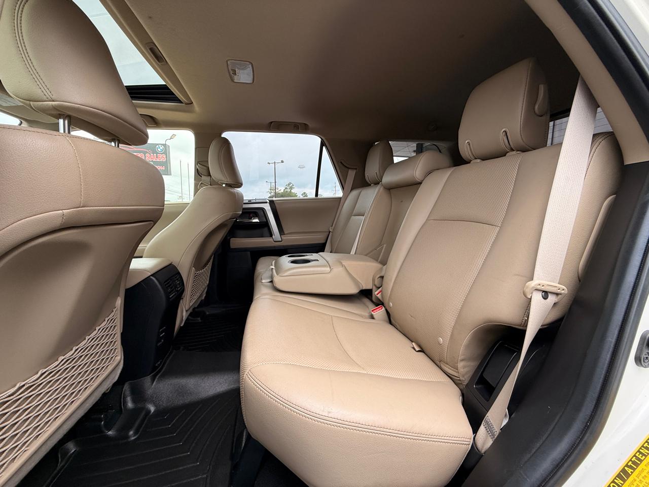 Toyota 4Runner SR5 2WD 2019