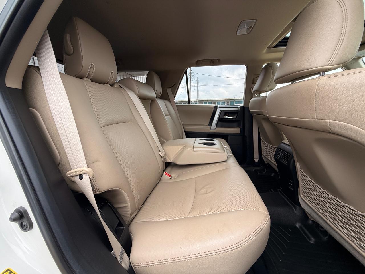 Toyota 4Runner SR5 2WD 2019