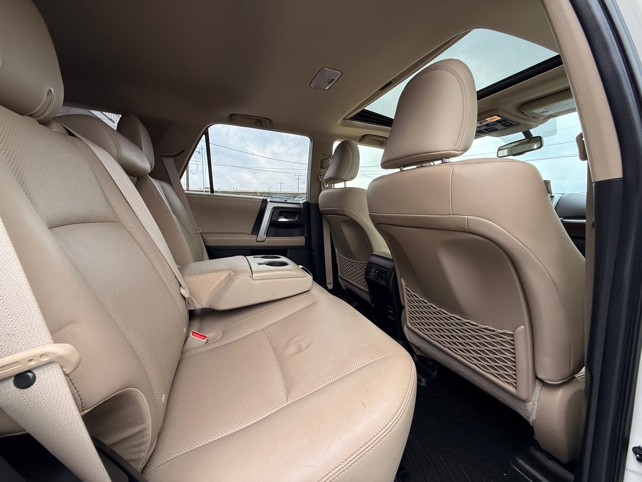Toyota 4Runner SR5 2WD 2019