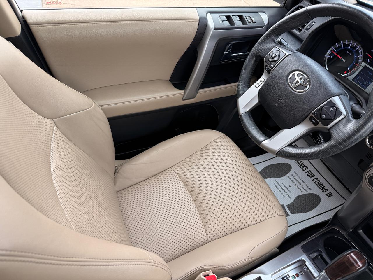 Toyota 4Runner SR5 2WD 2019