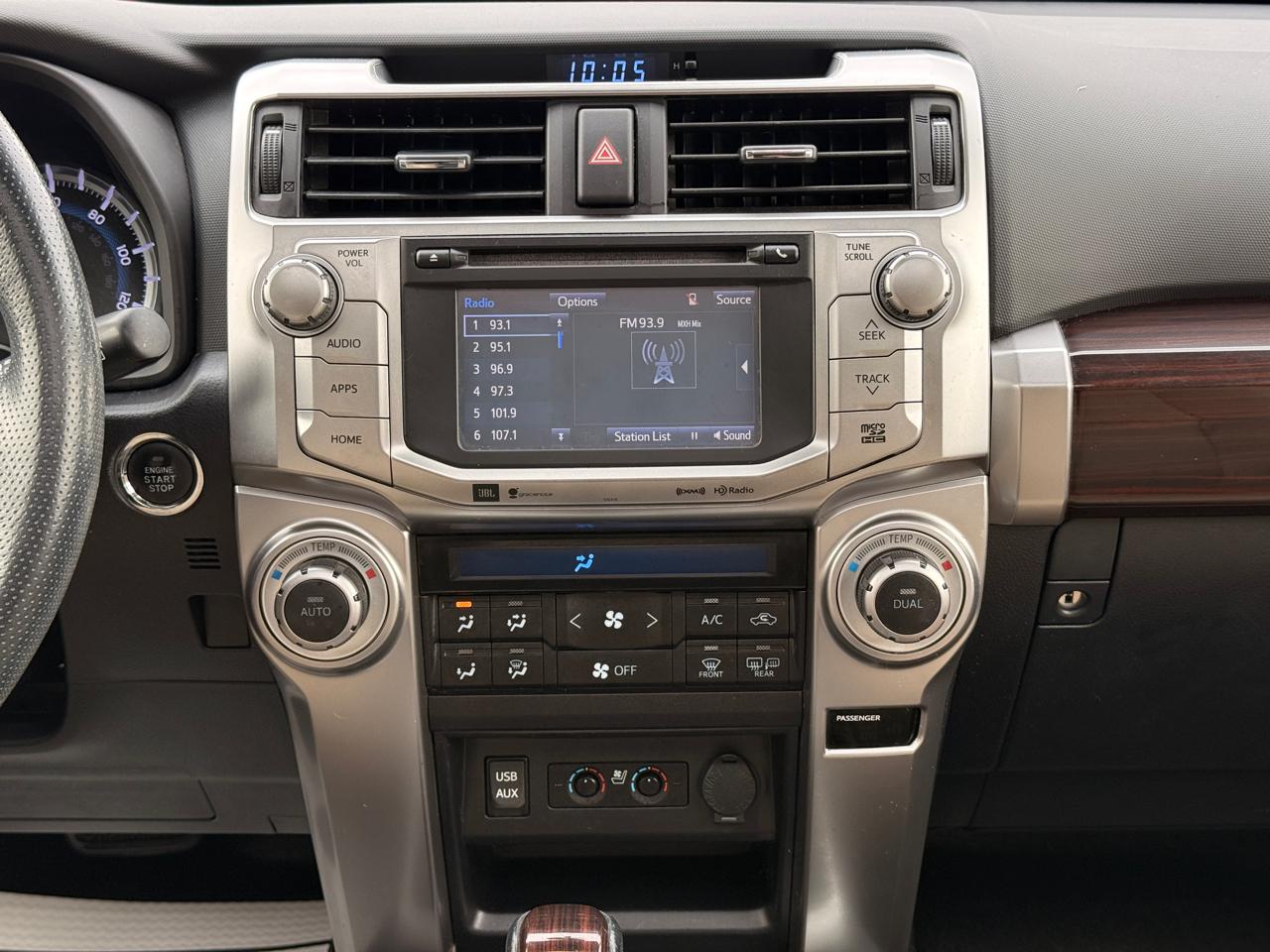 Toyota 4Runner SR5 2WD 2019