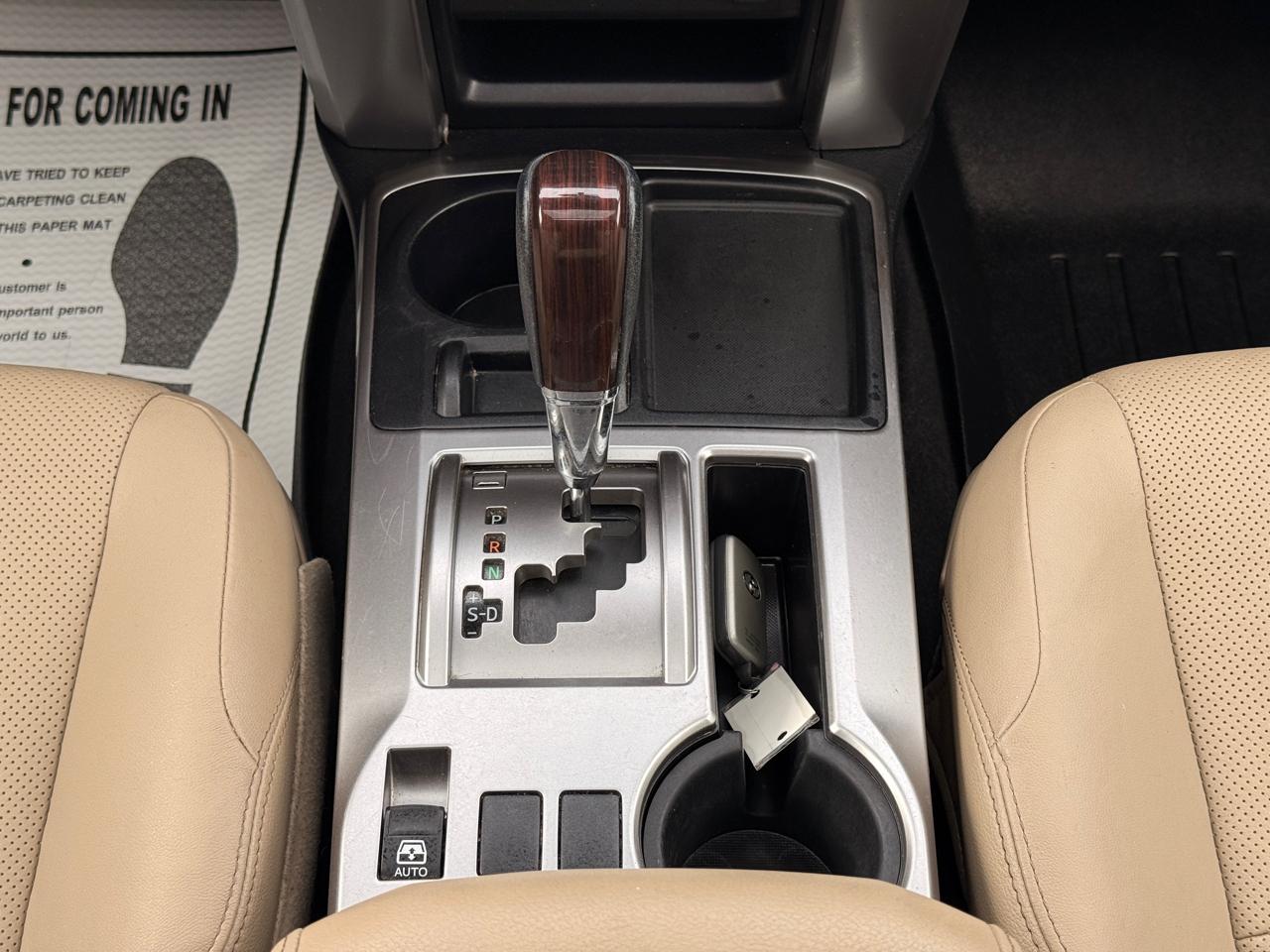 Toyota 4Runner SR5 2WD 2019