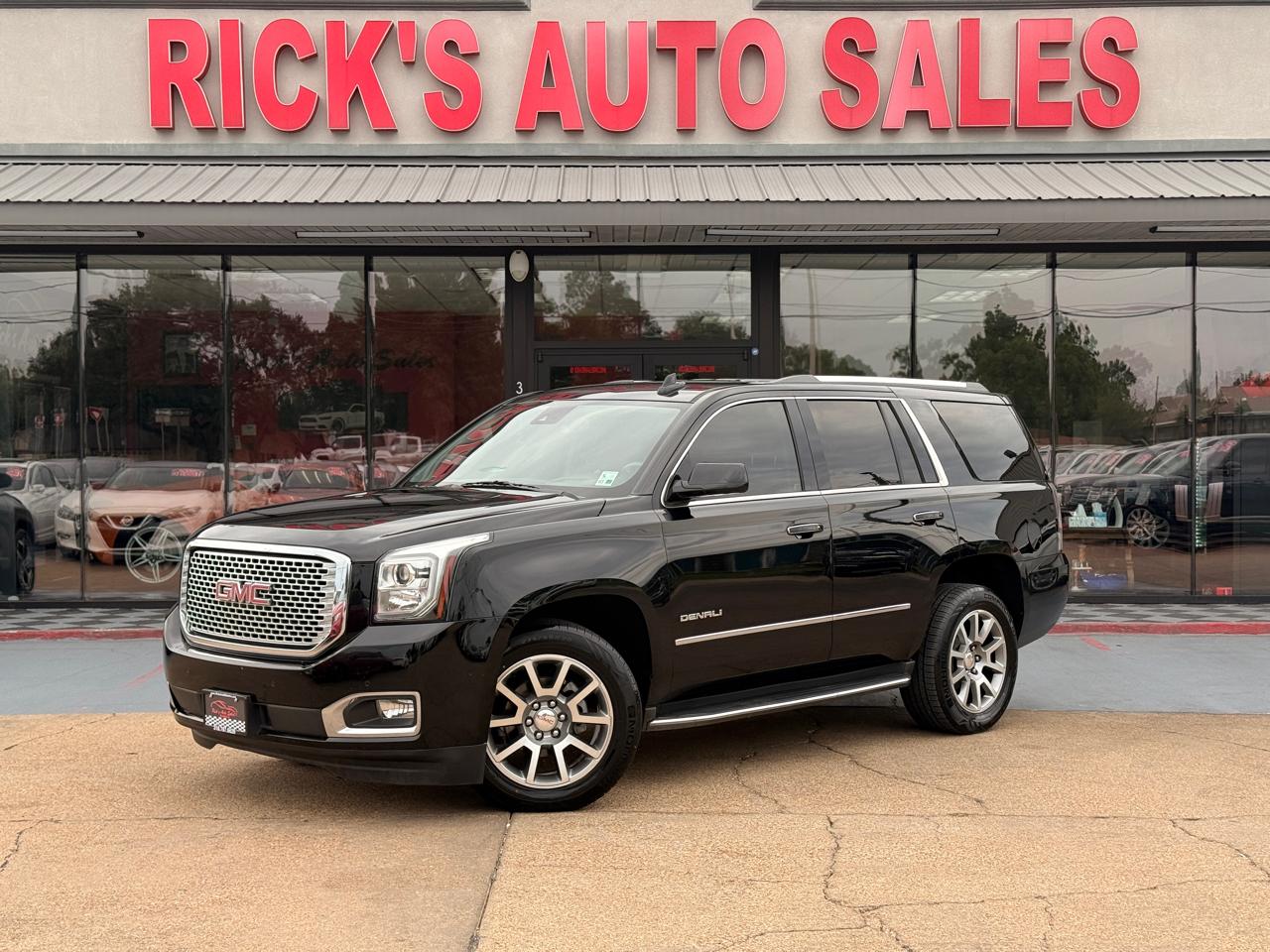 GMC Yukon Denali 4WD 2017