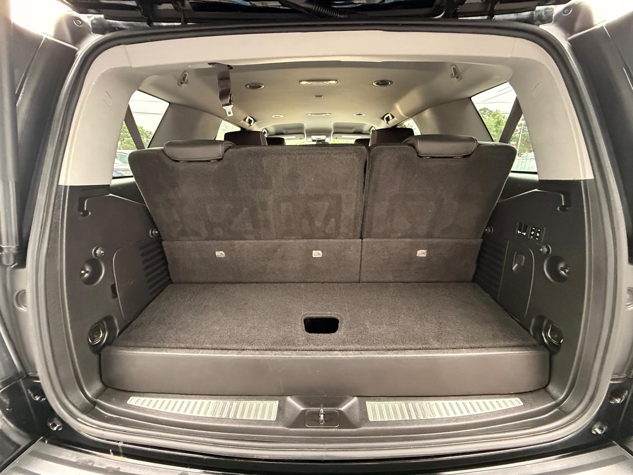 GMC Yukon Denali 4WD 2017