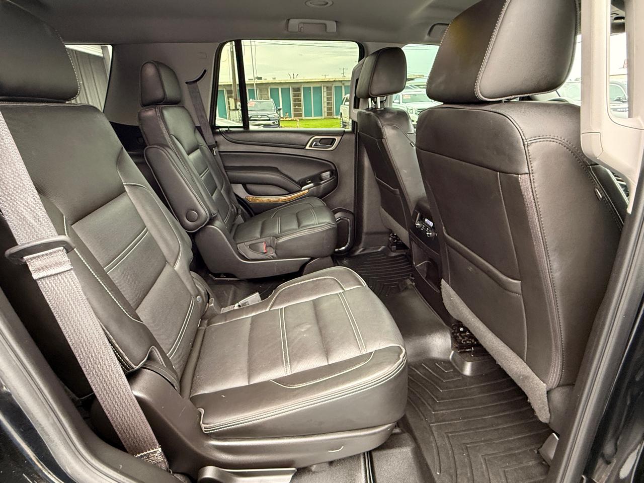 GMC Yukon Denali 4WD 2017