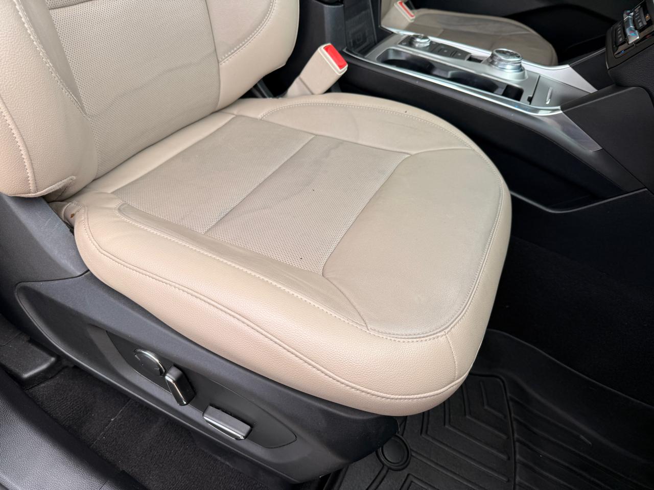 Ford Explorer Limited AWD 2020