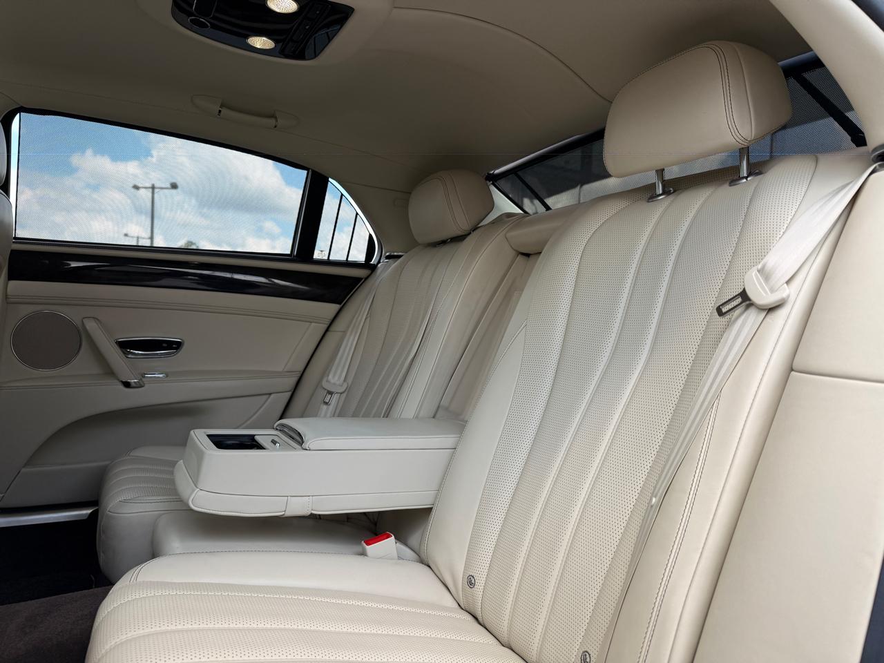 Bentley Flying Spur  2016