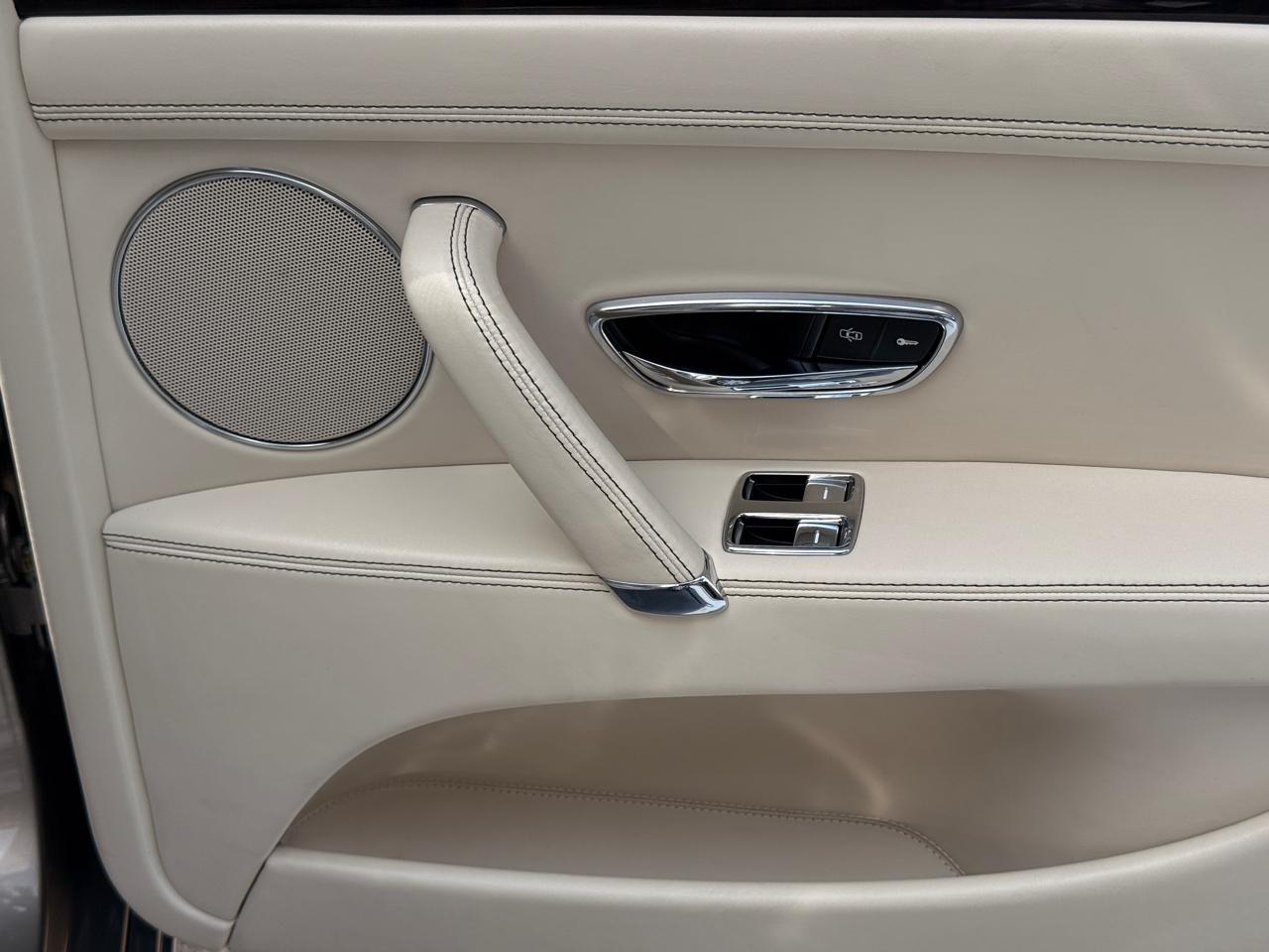 Bentley Flying Spur  2016