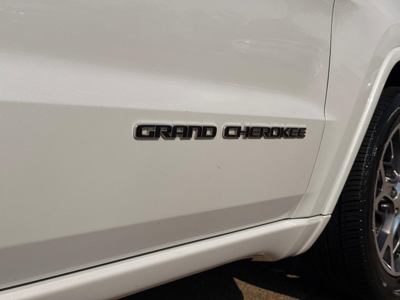 Jeep Grand Cherokee Overland 2WD 2021