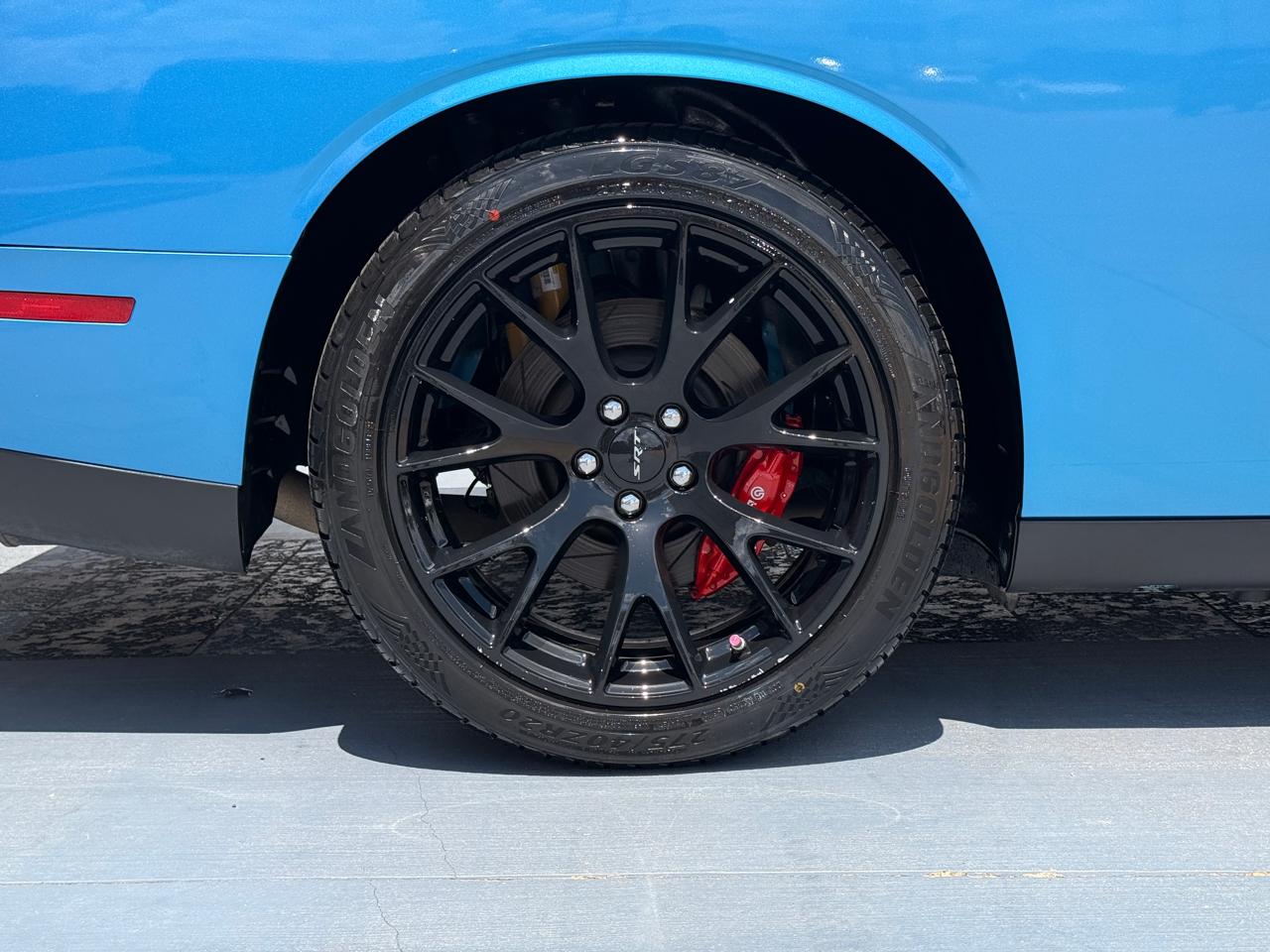 Dodge Challenger SRT Hellcat 2015