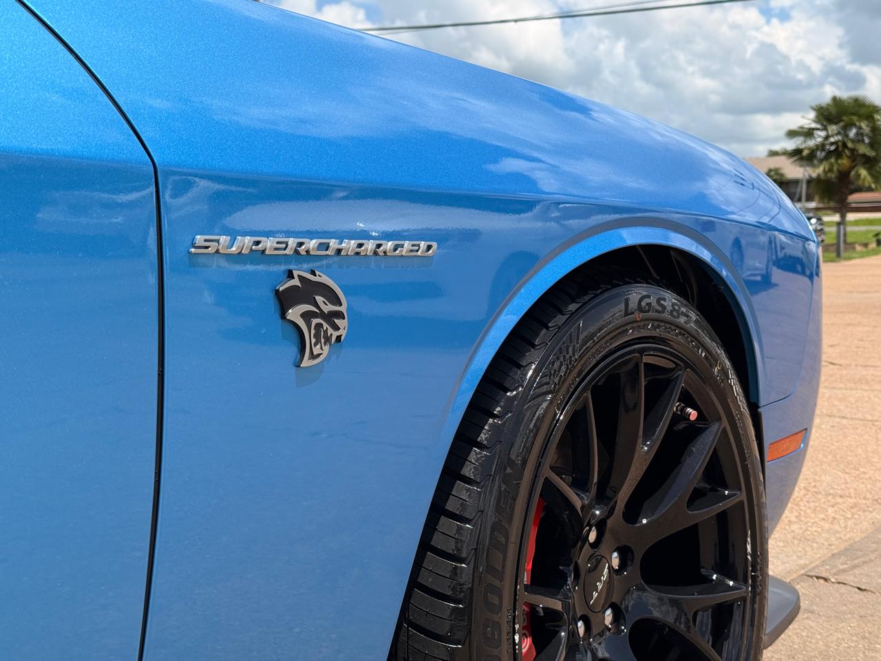 Dodge Challenger SRT Hellcat 2015