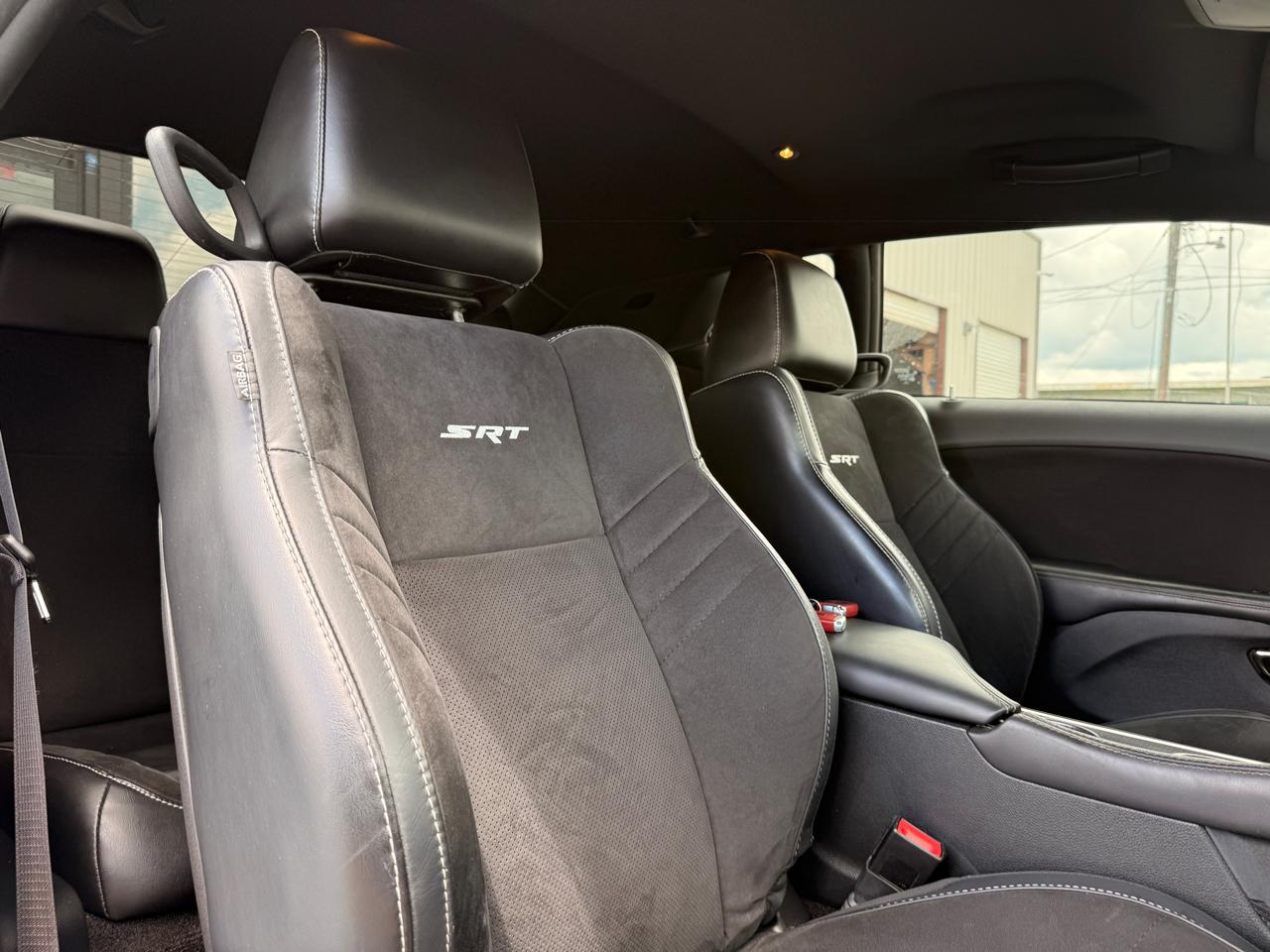 Dodge Challenger SRT Hellcat 2015
