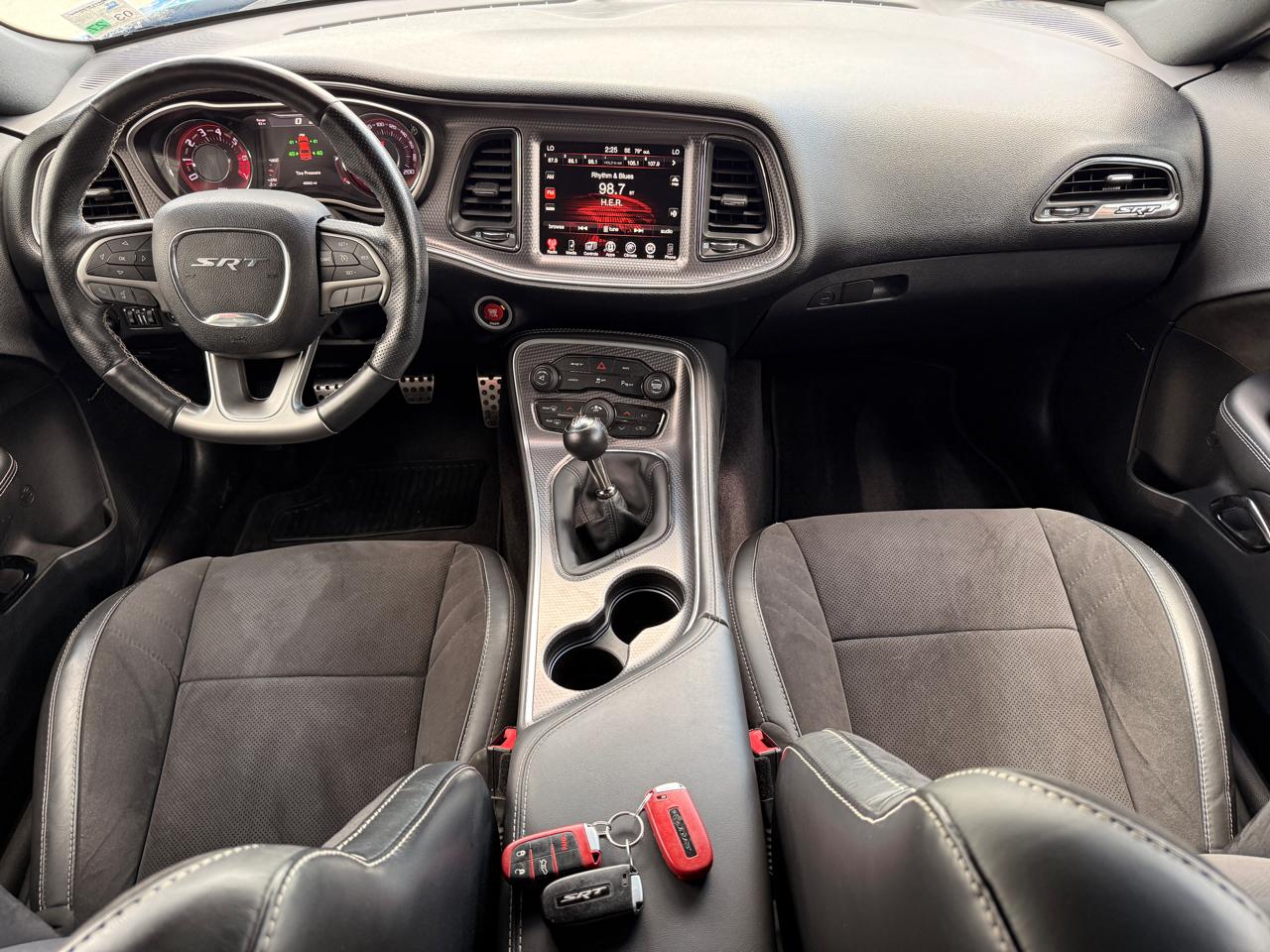 Dodge Challenger SRT Hellcat 2015