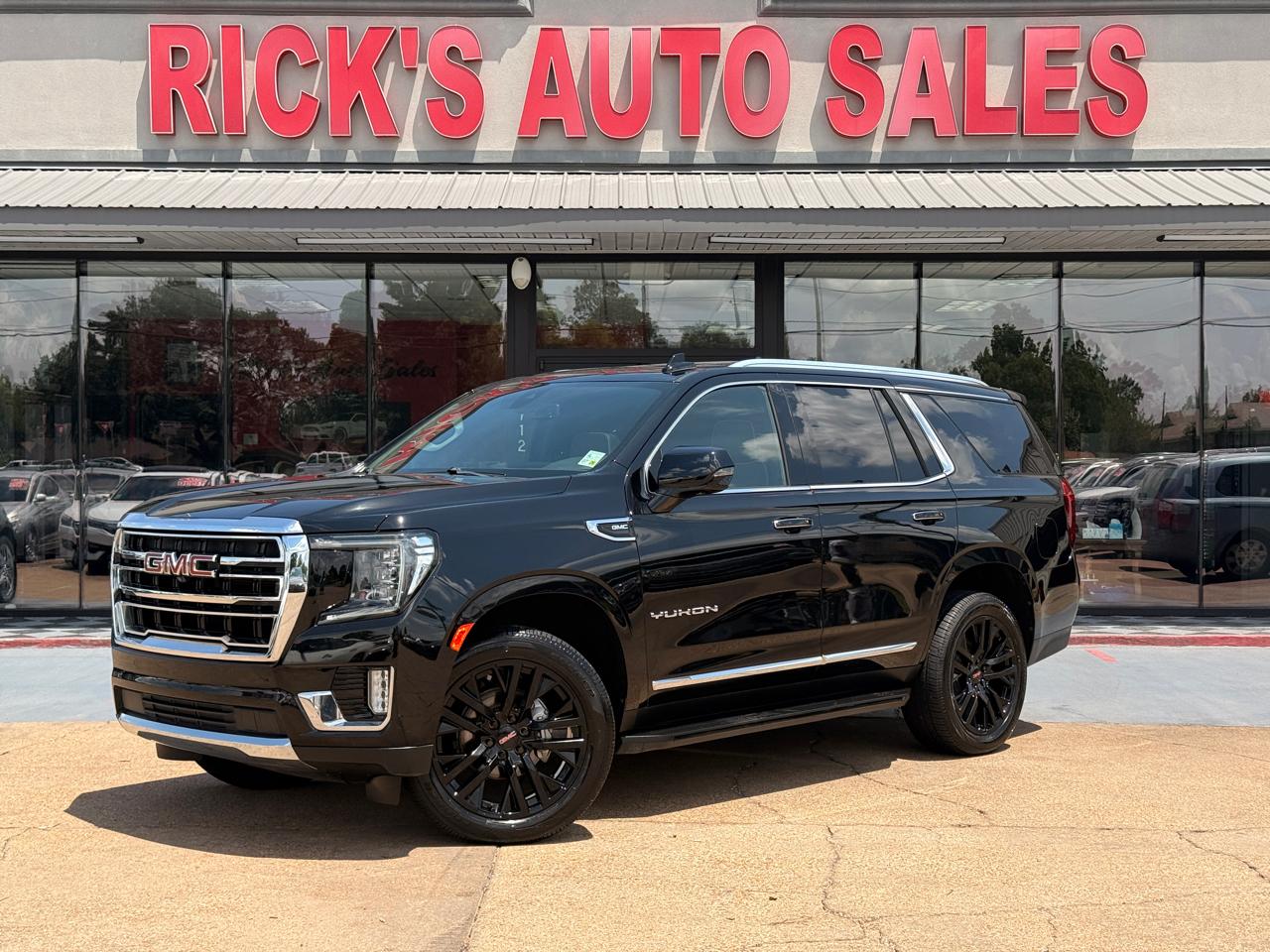 GMC Yukon SLT 2WD 2021