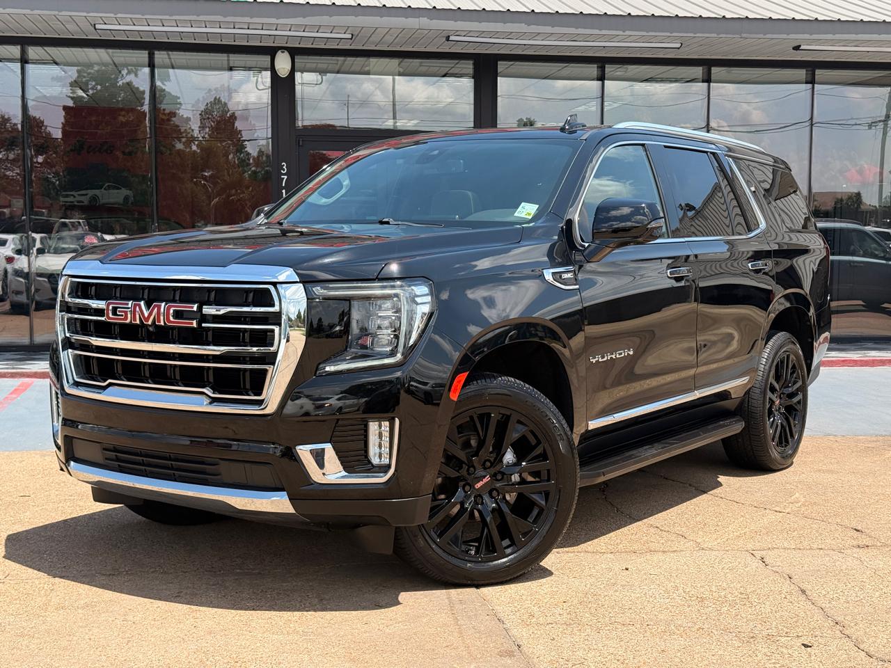 GMC Yukon SLT 2WD 2021
