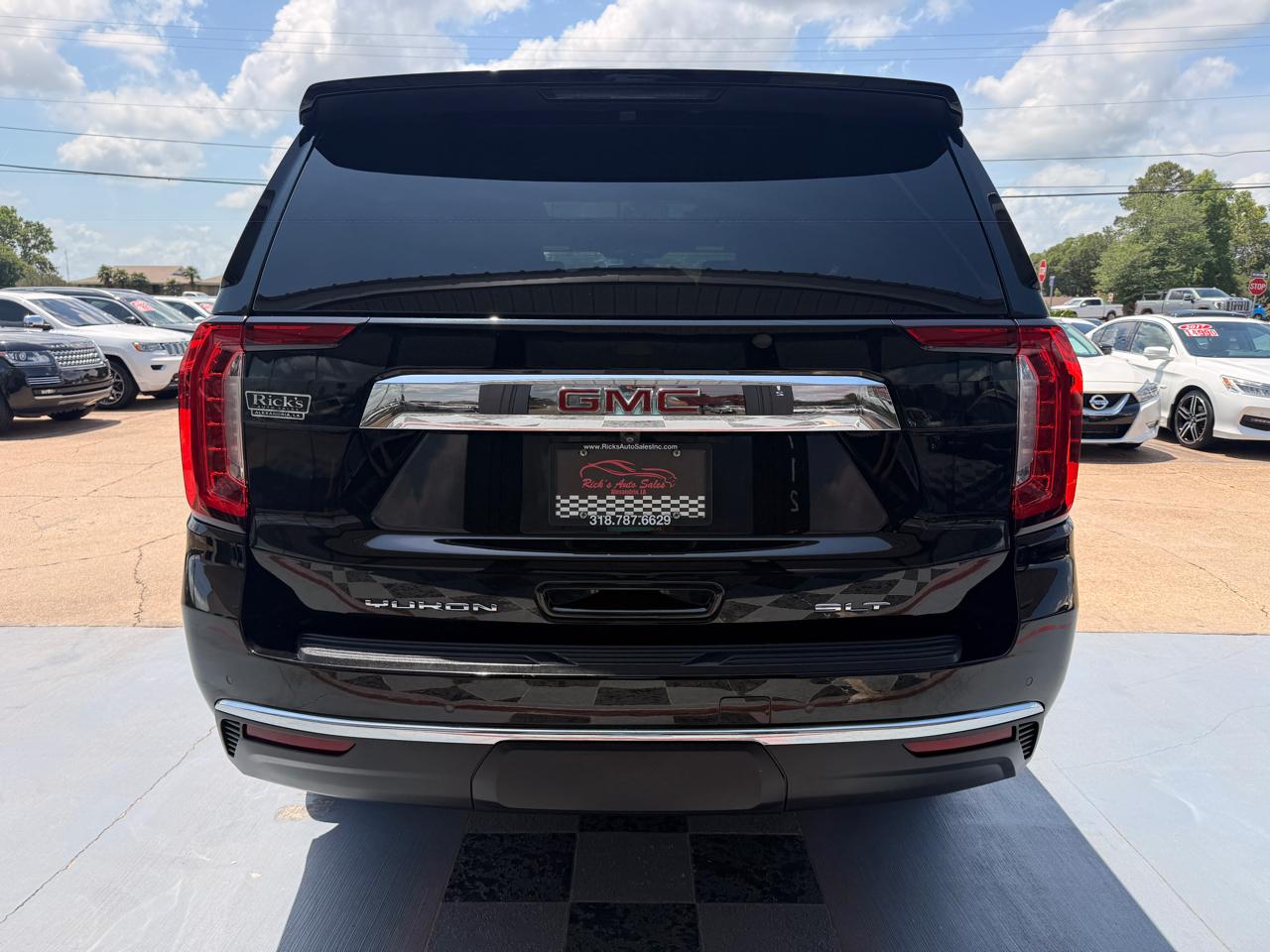 GMC Yukon SLT 2WD 2021