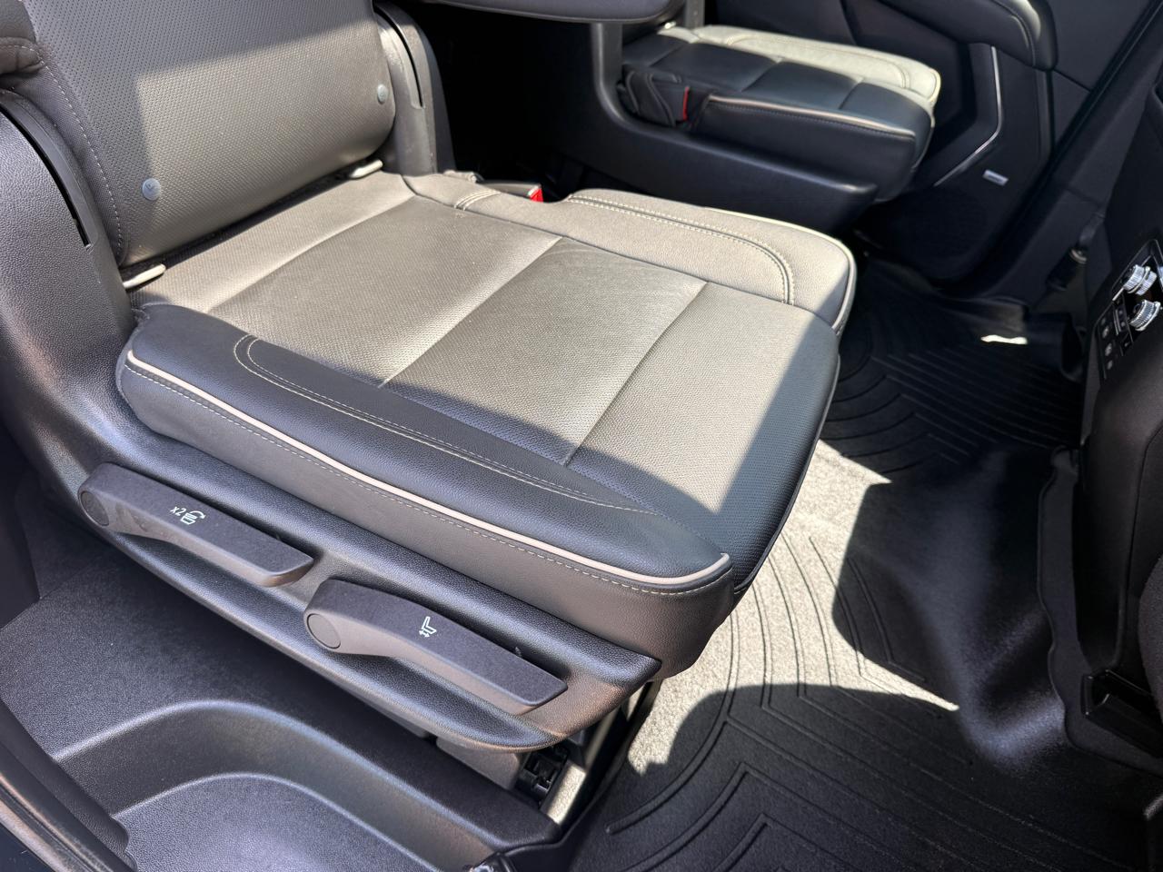 GMC Yukon SLT 2WD 2021